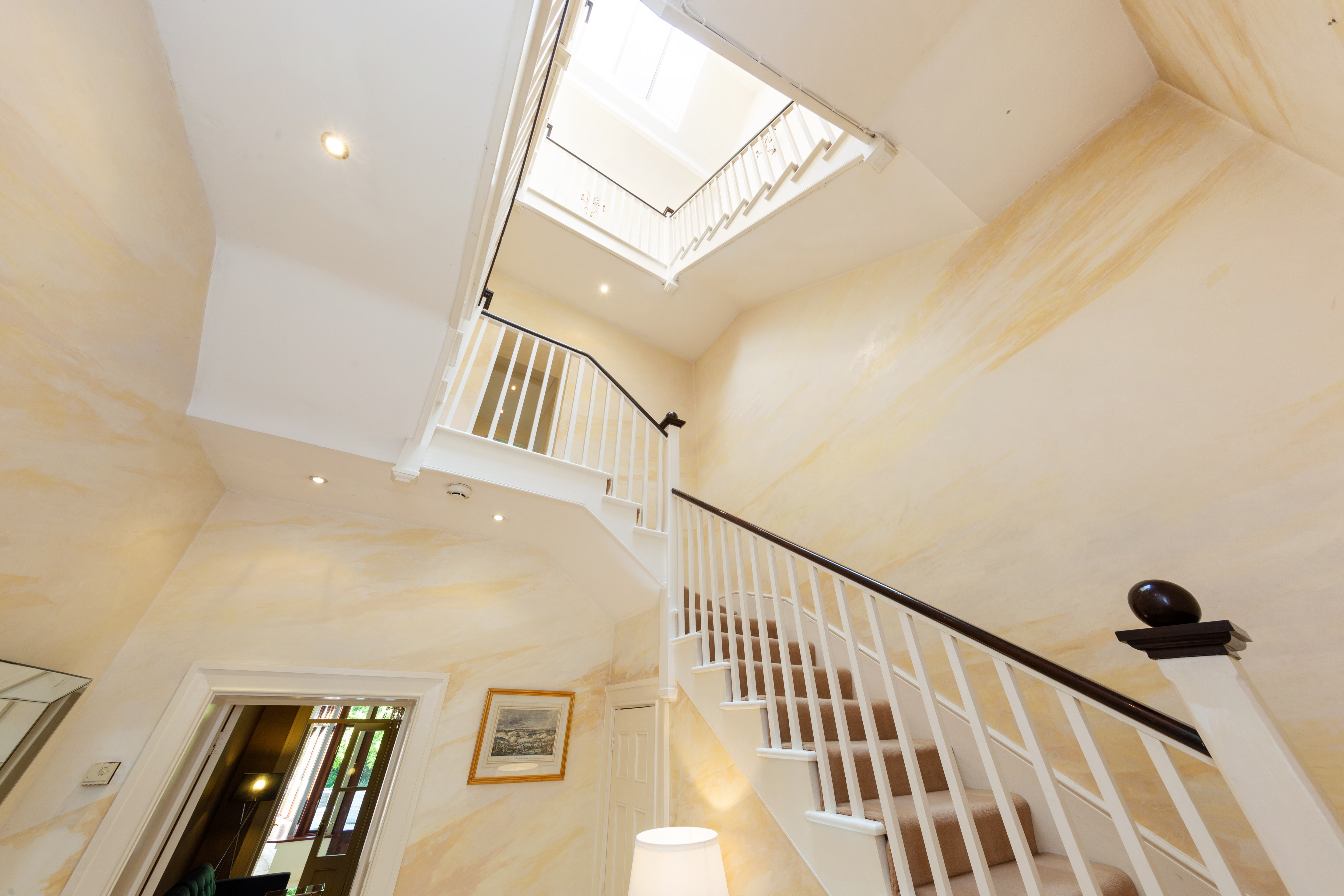 84 Ailesbury Road