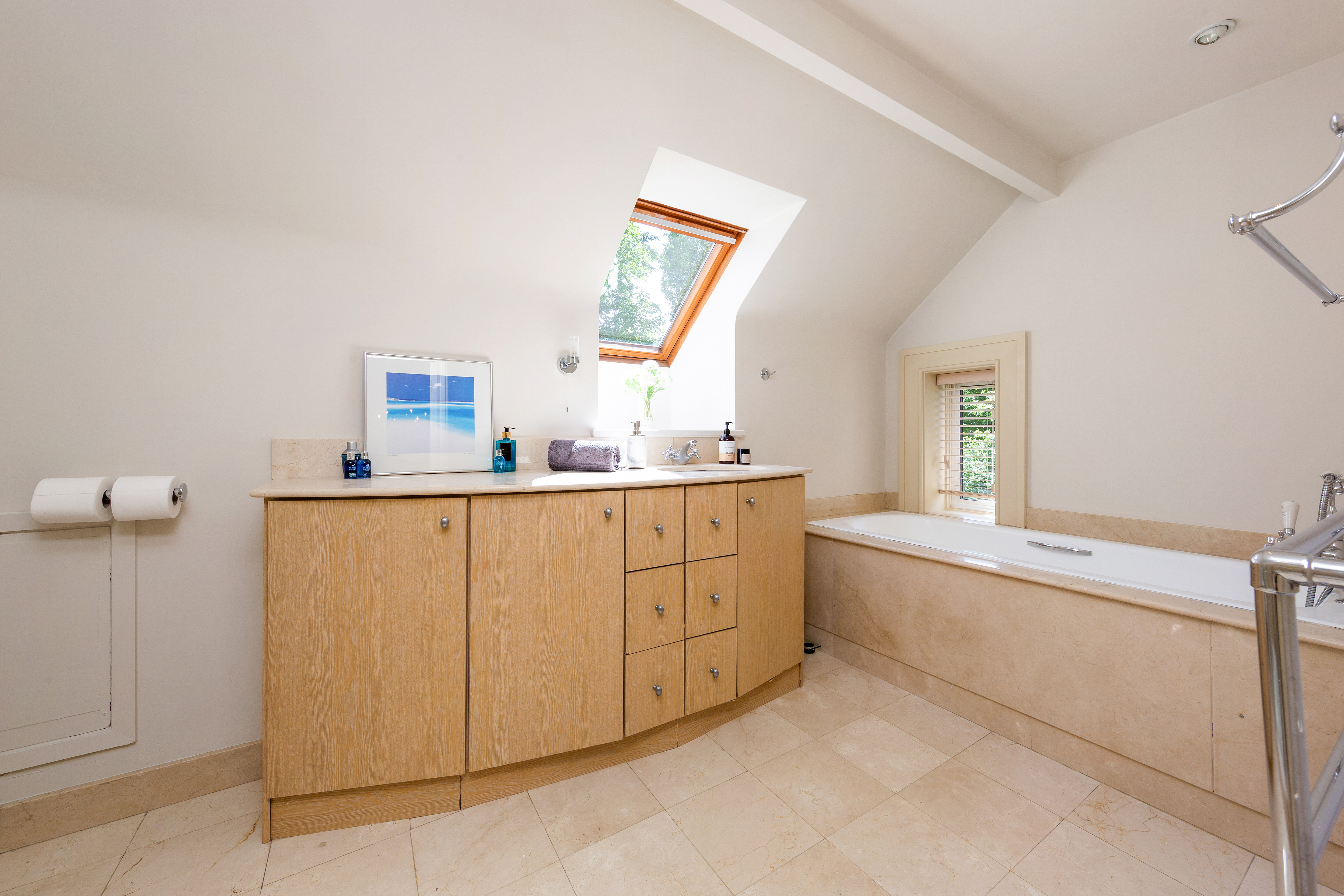 84 Ailesbury Road
