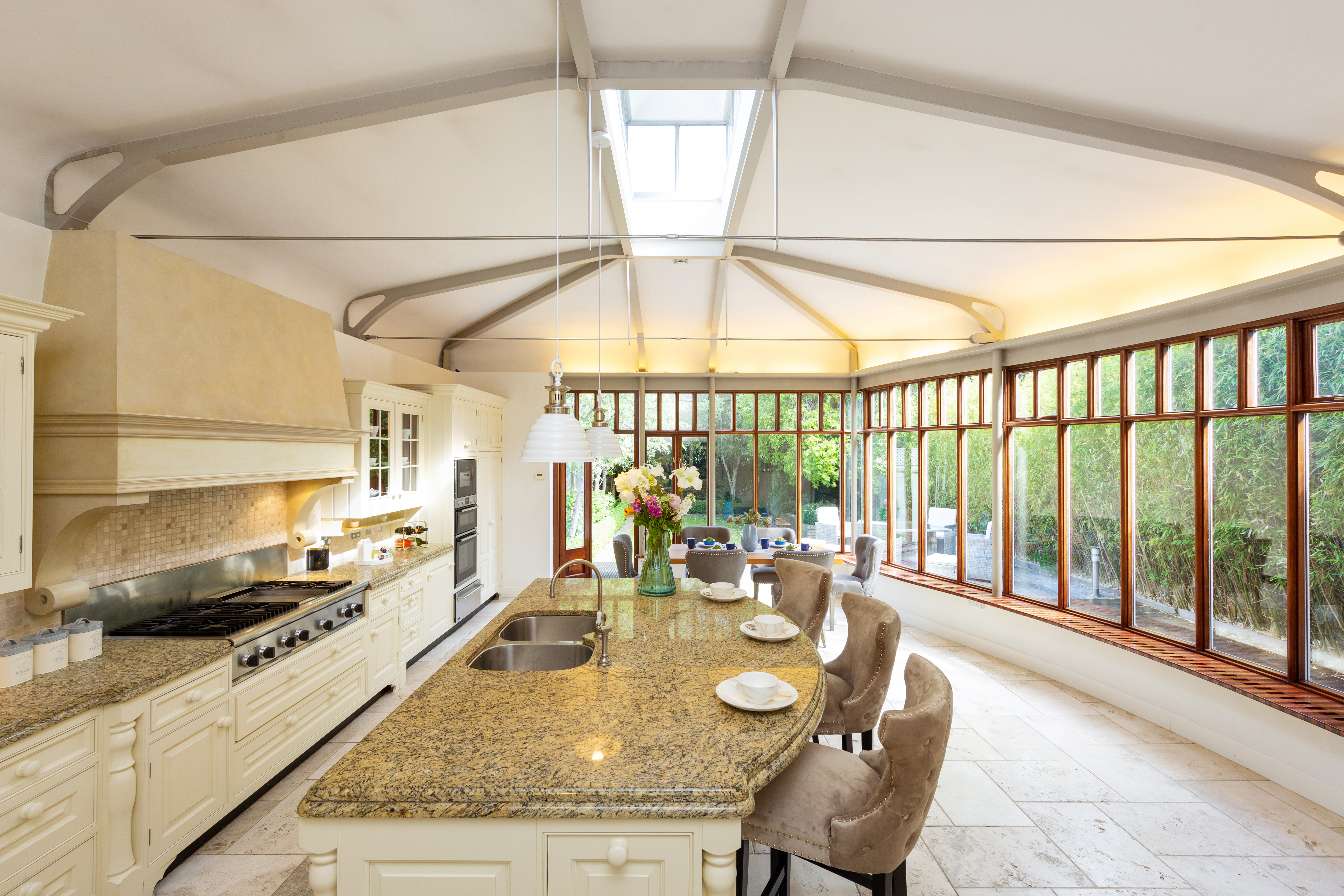 84 Ailesbury Road