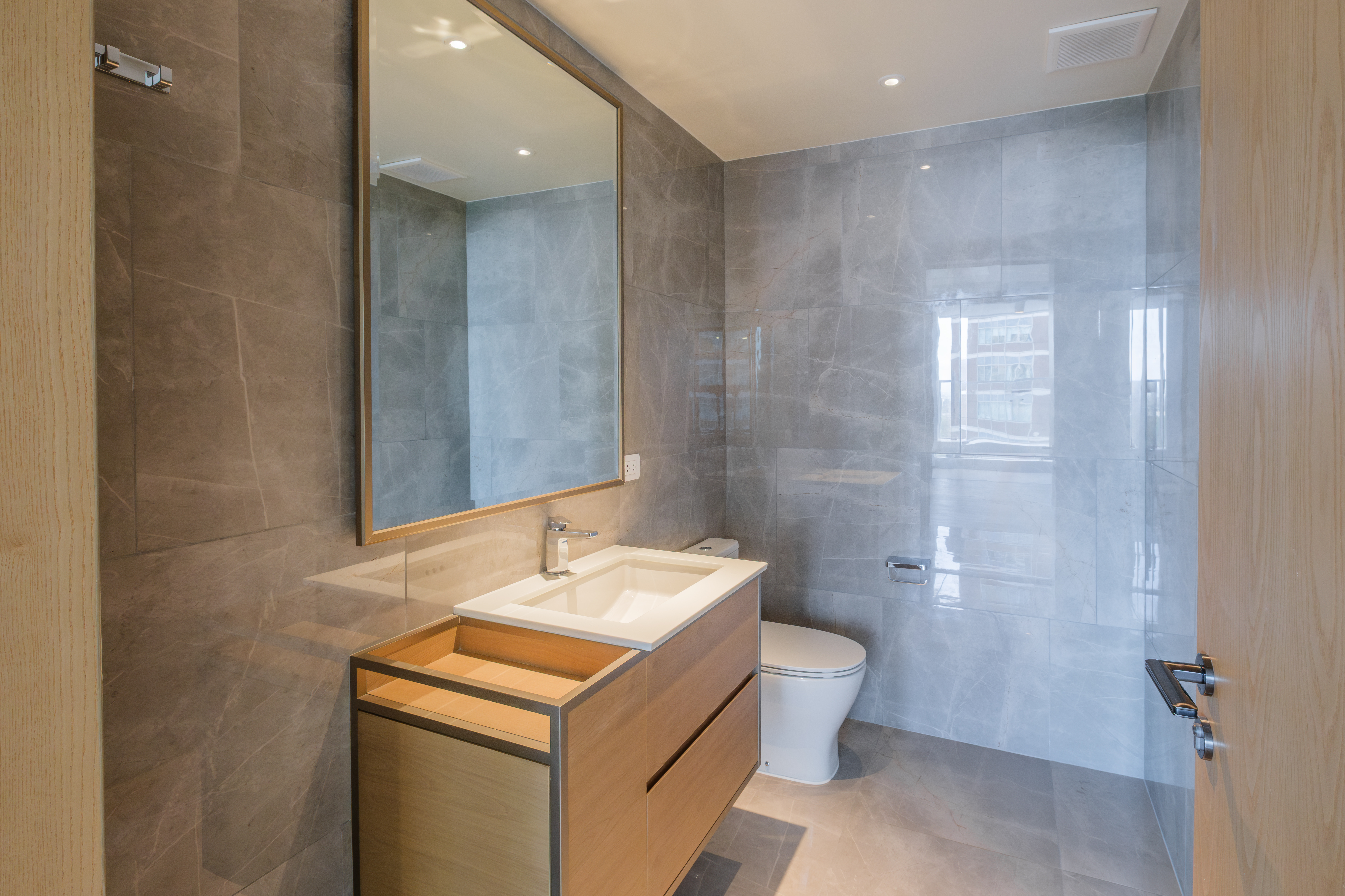 Aurelia Residences West Premiere Bonifacio Global City