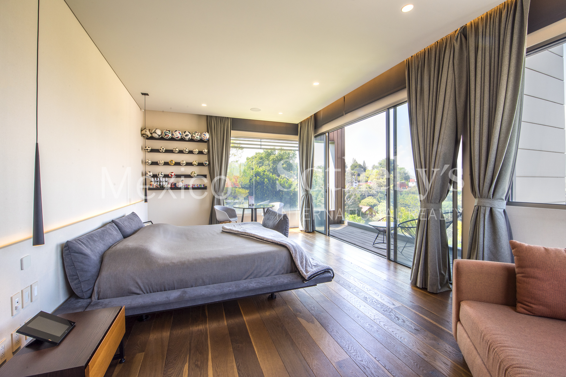 Bosques de la Lomas Bosque de Olmos