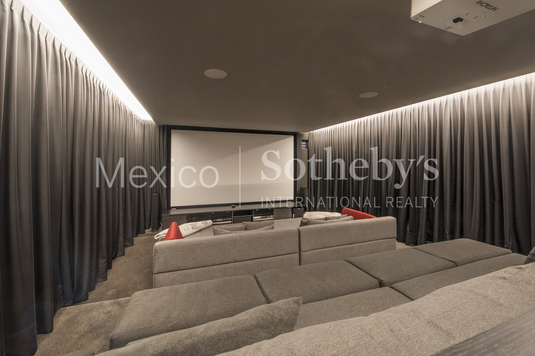 Bosques de la Lomas Bosque de Olmos