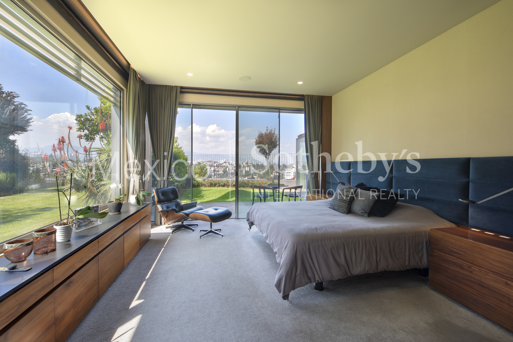 Bosques de la Lomas Bosque de Olmos