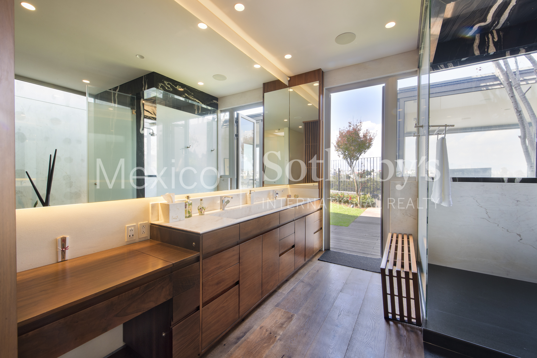 Bosques de la Lomas Bosque de Olmos