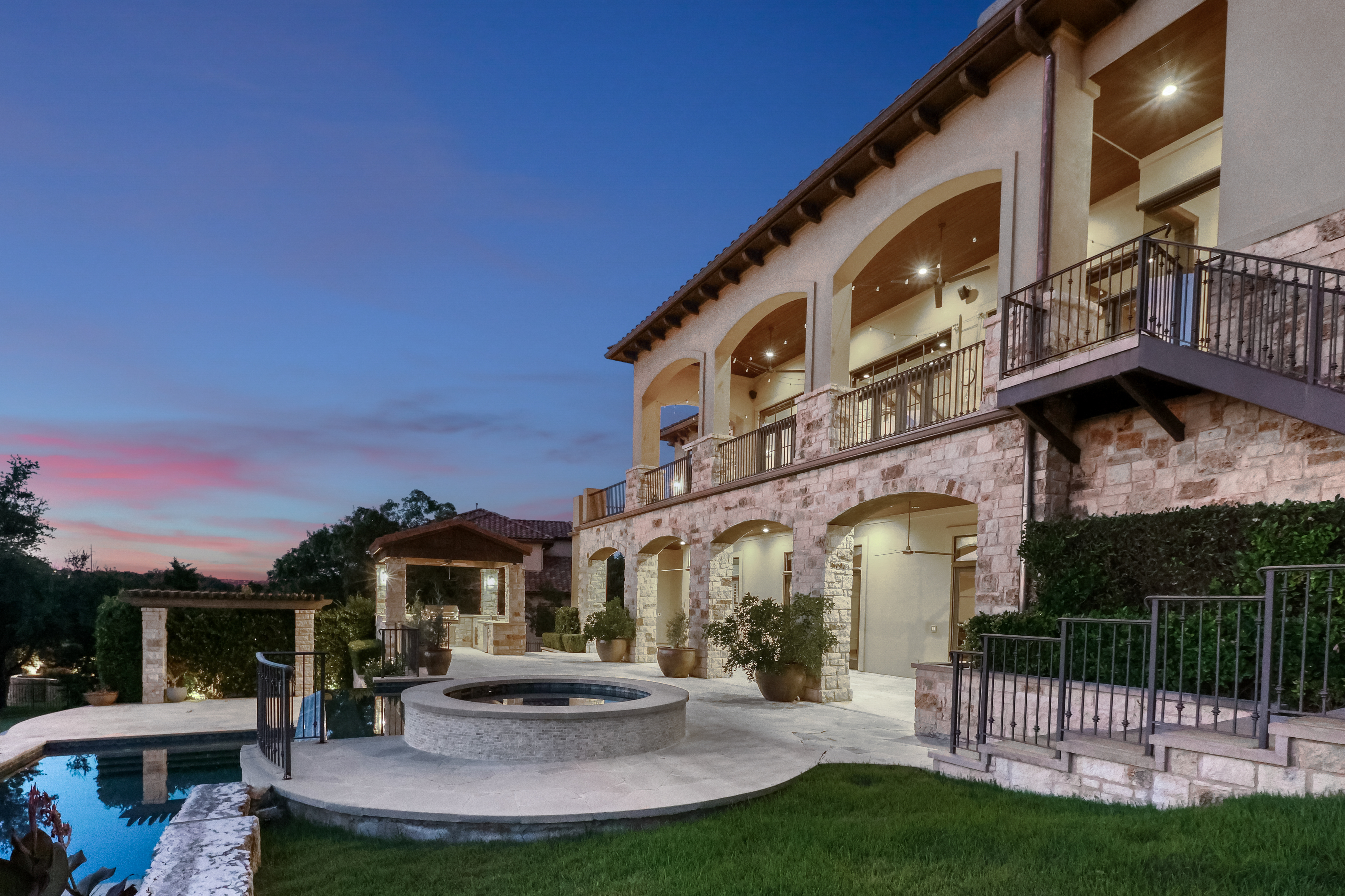 601 Brandon Way 