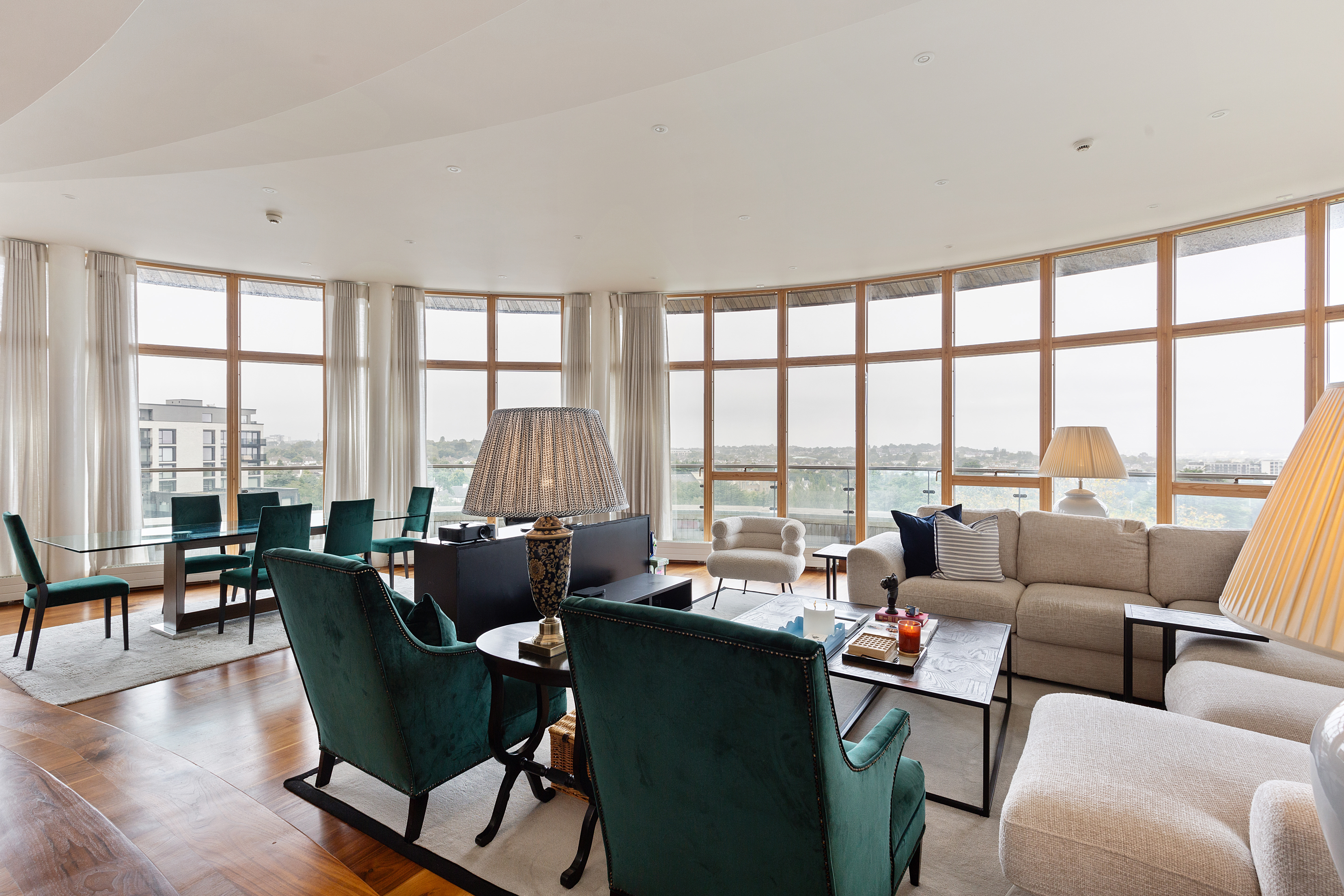 Penthouse 215 Beechwood Court  