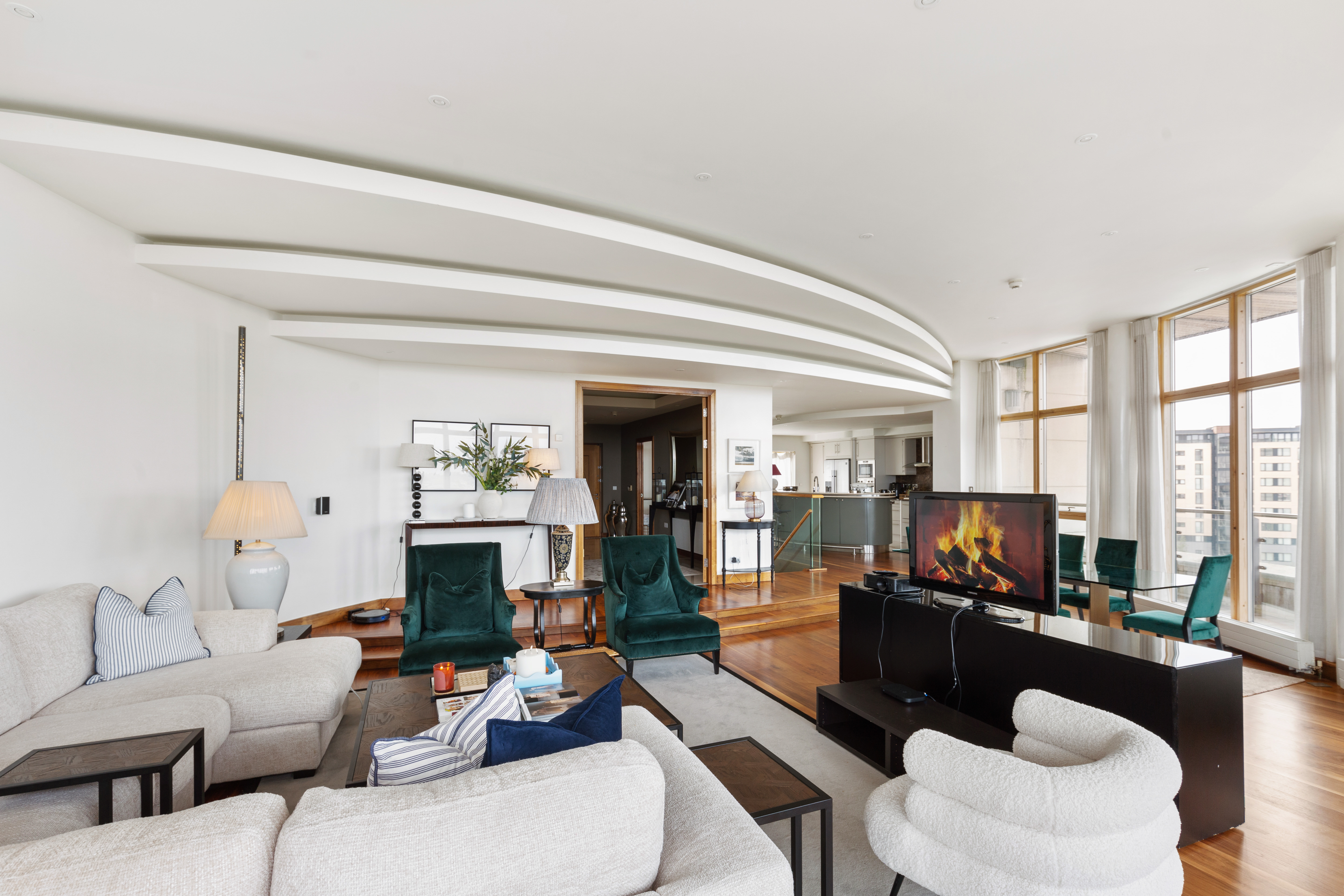 Penthouse 215 Beechwood Court  