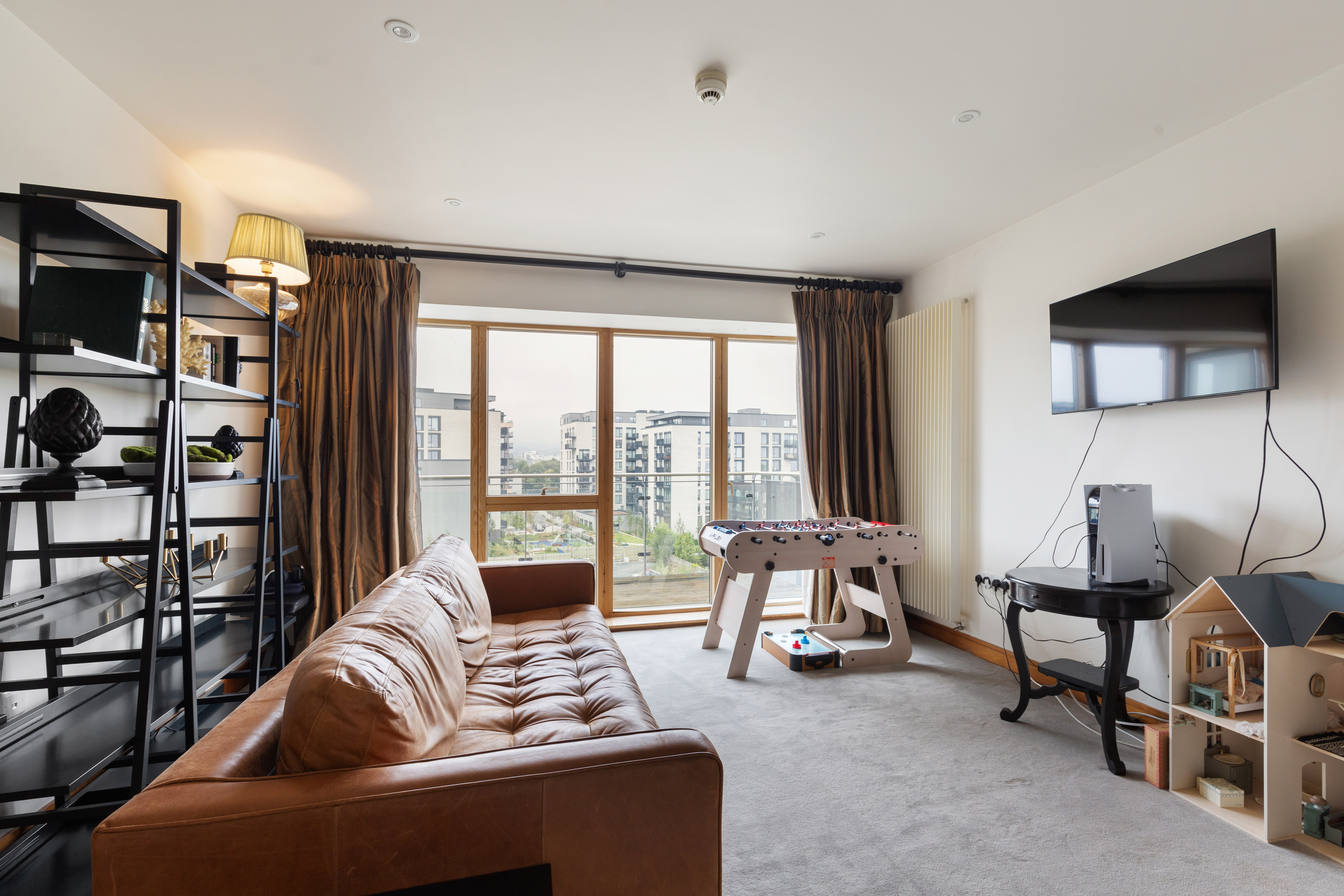 Penthouse 215 Beechwood Court  