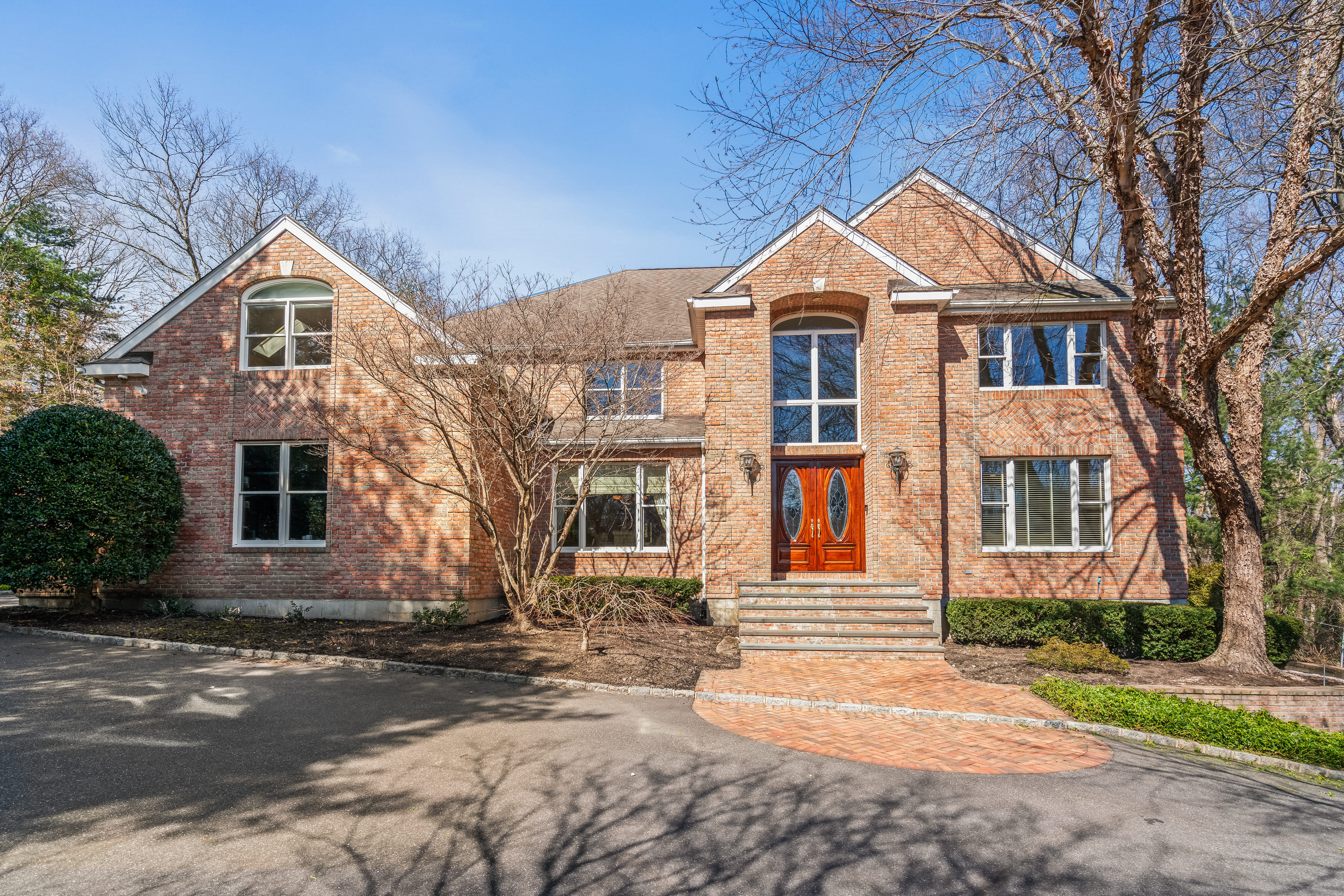 4 Indian Hill Court 