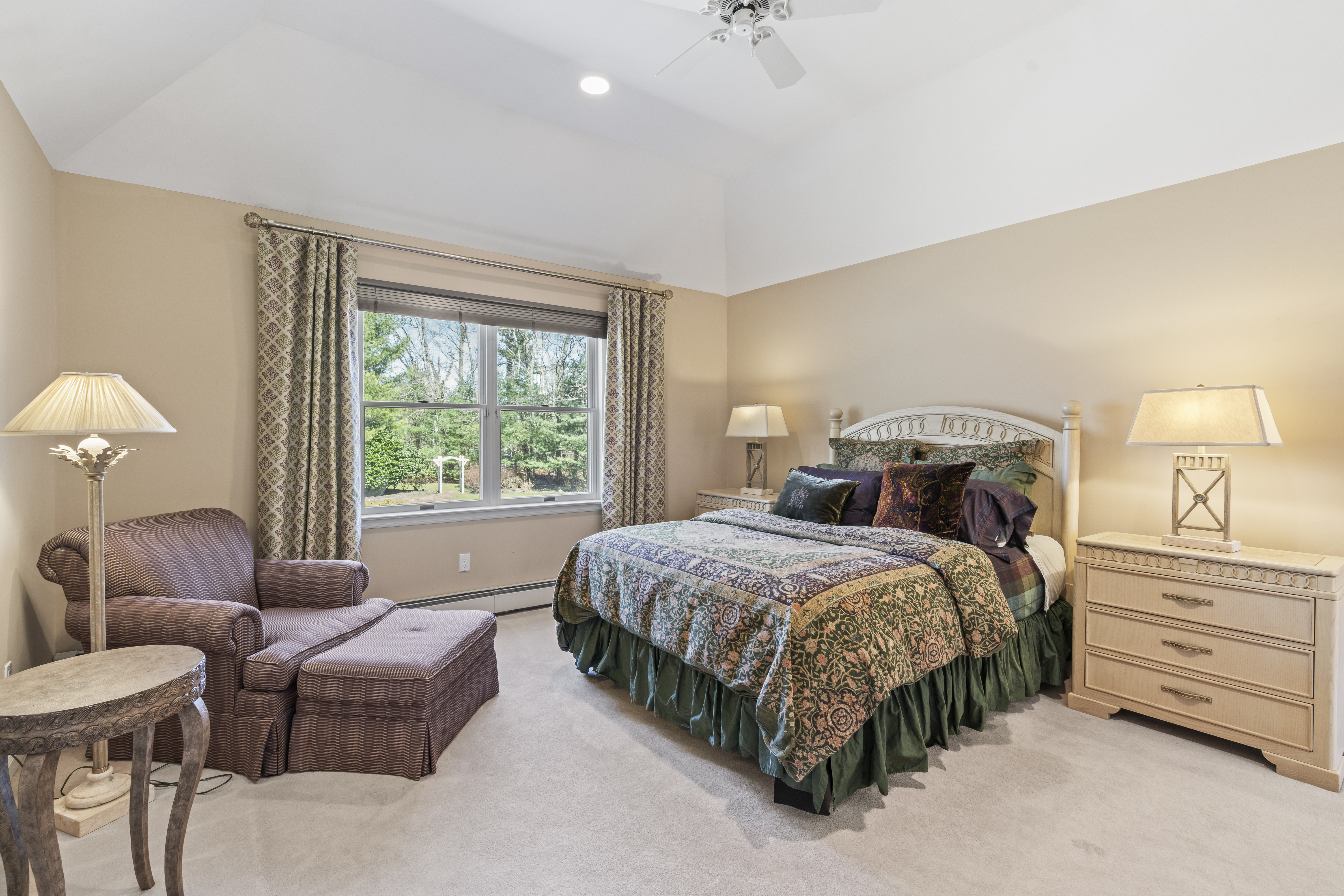 4 Indian Hill Court 