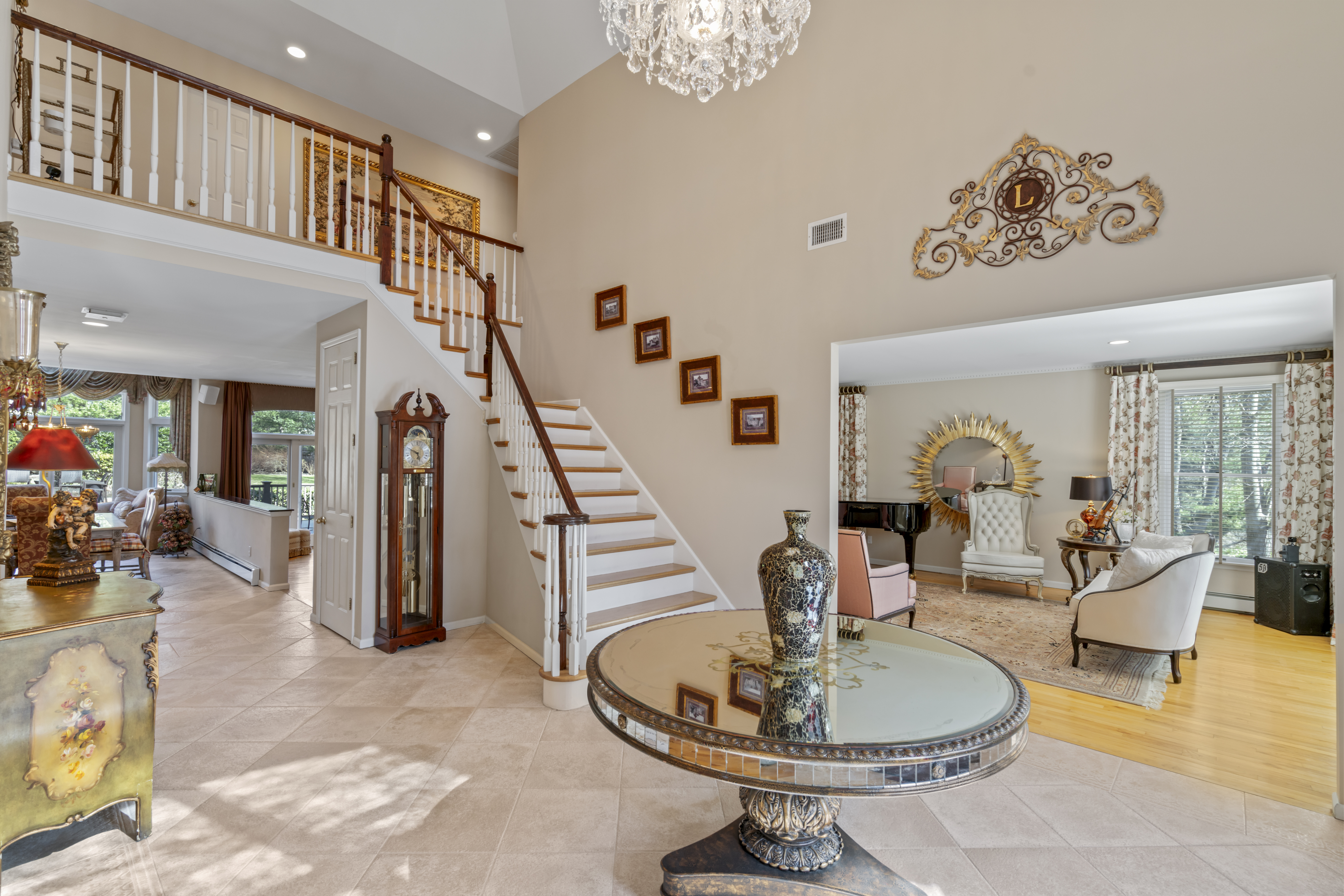 4 Indian Hill Court 