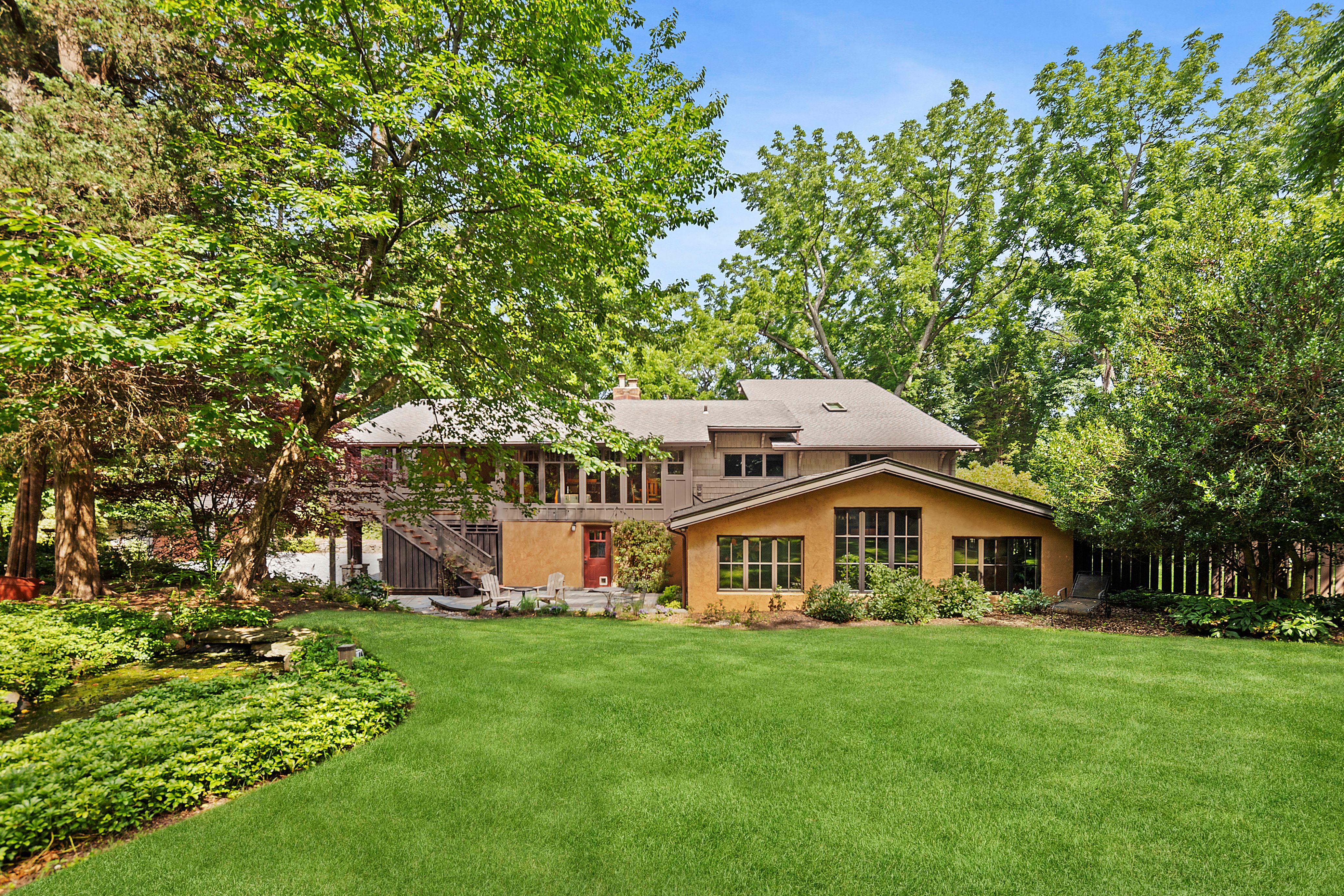 13 Flax Pond Woods Road 