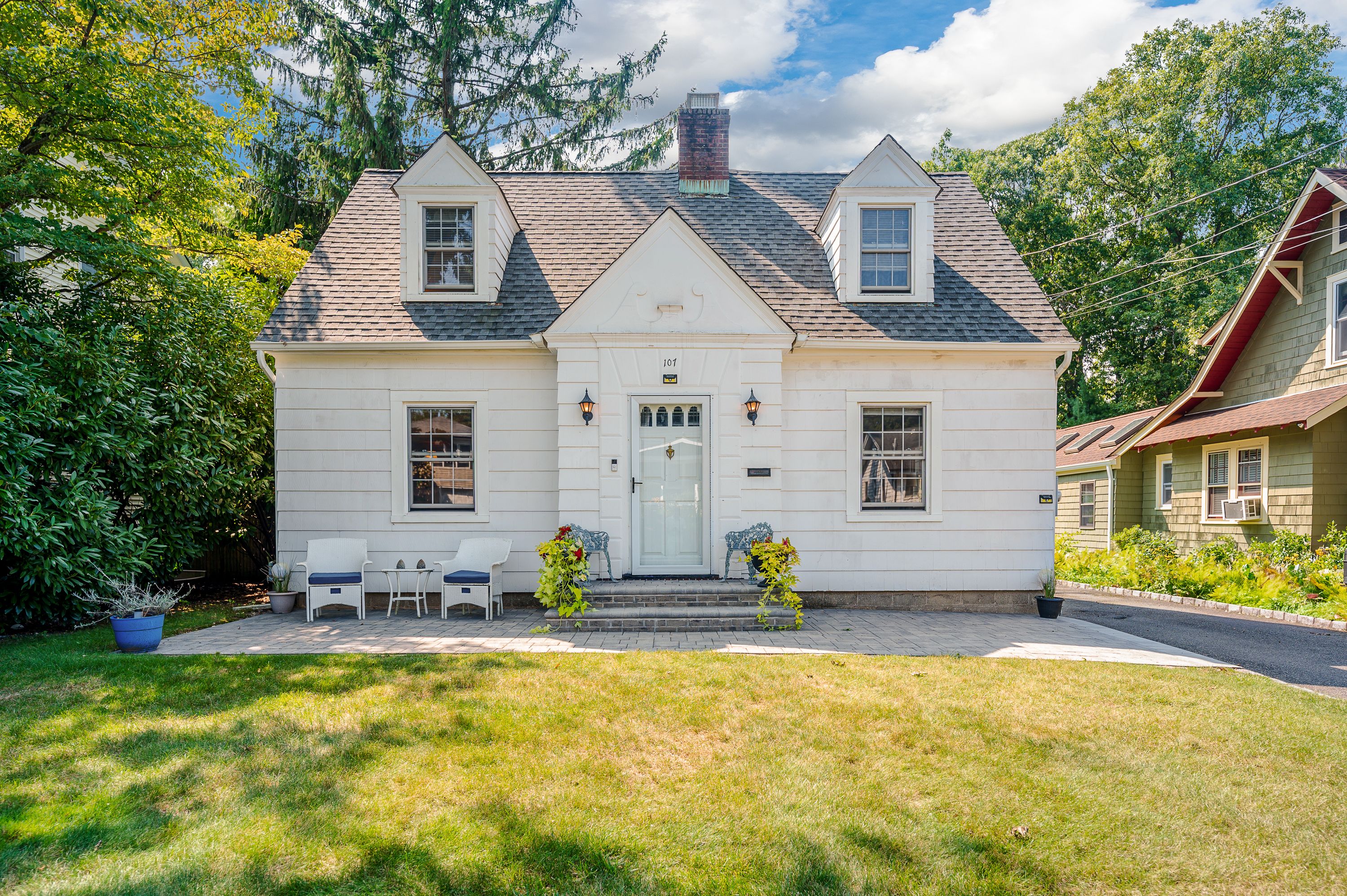 107 Willow Avenue 