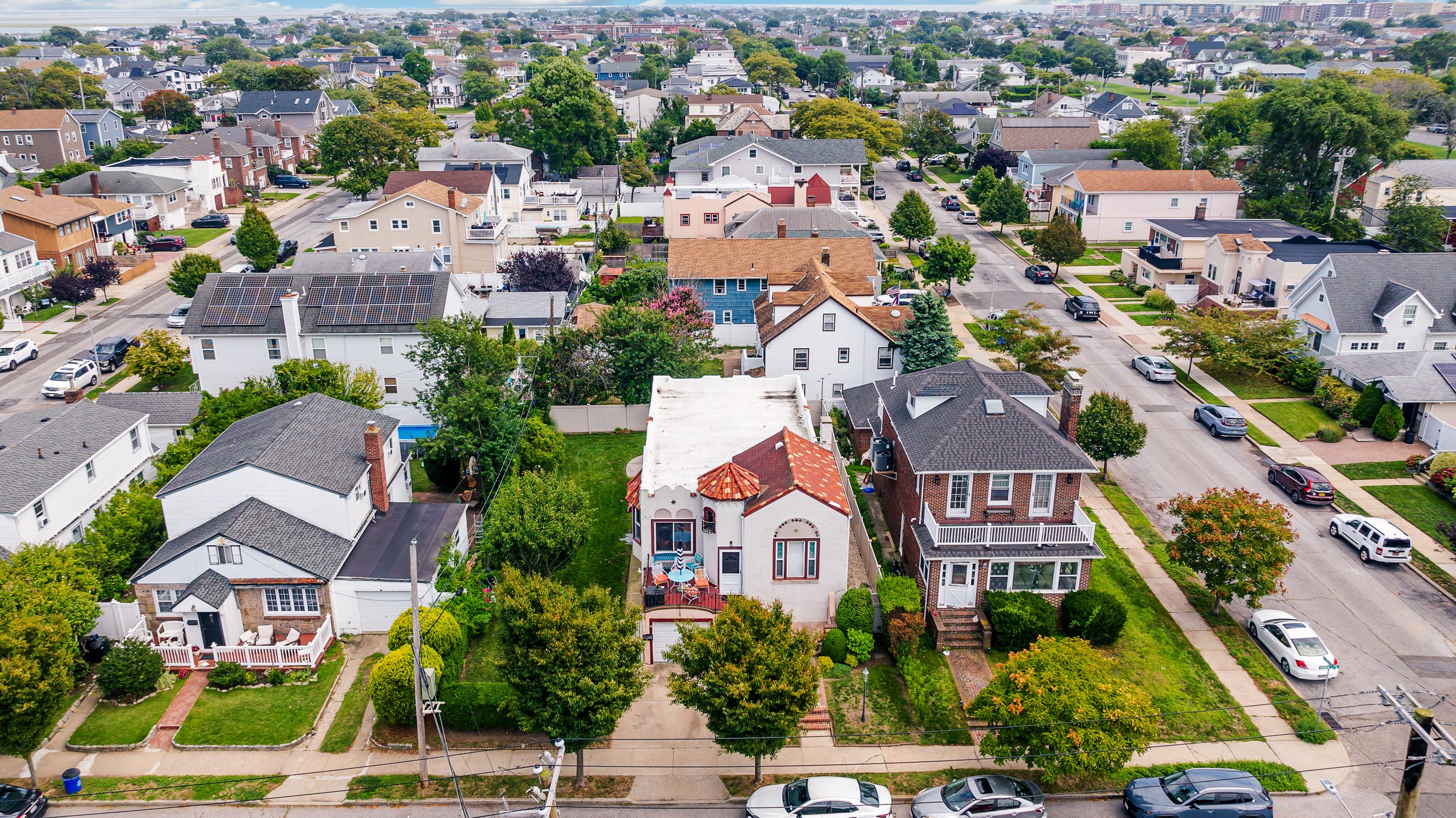 460 Monroe Boulevard 