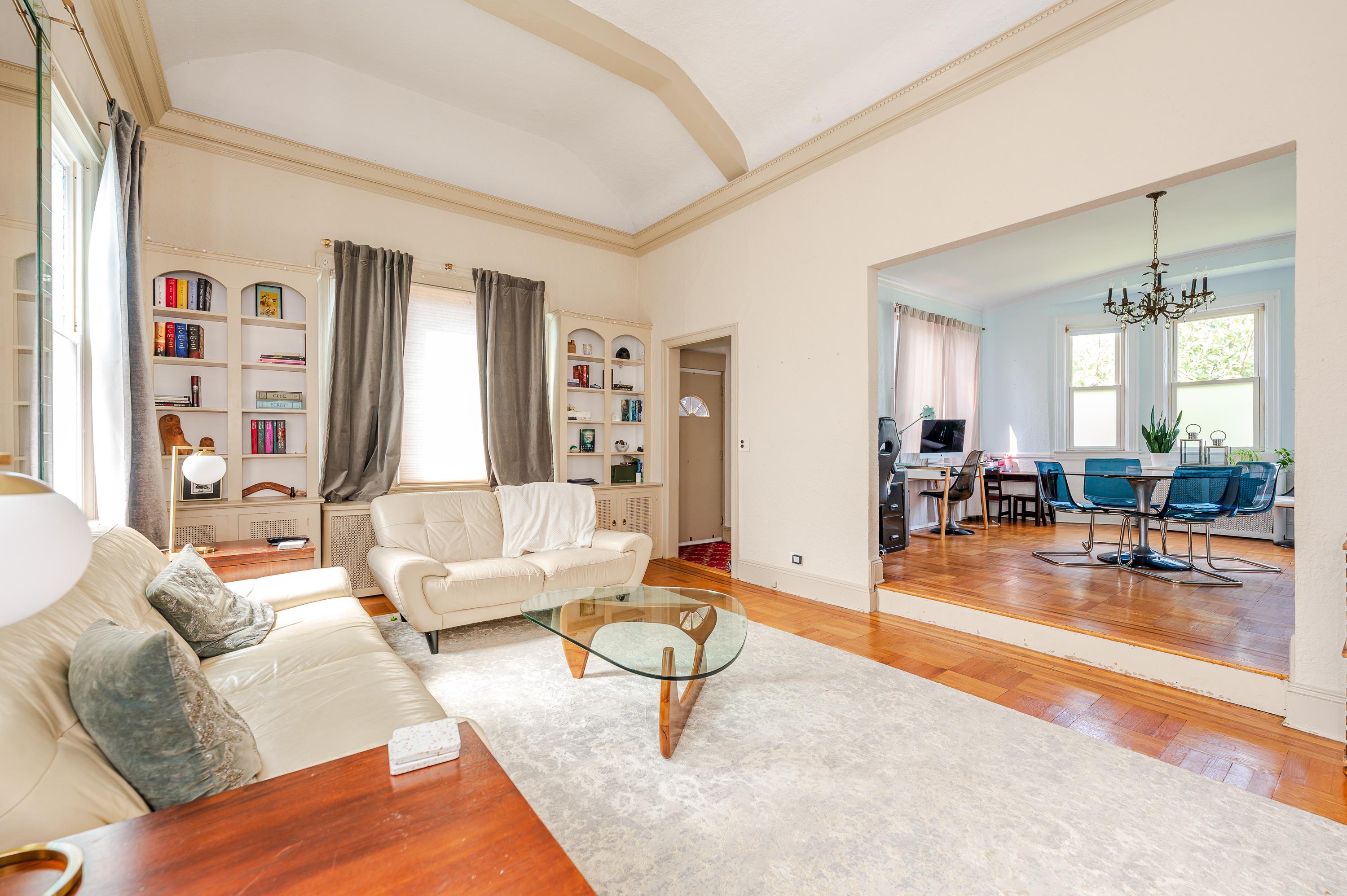 460 Monroe Boulevard 