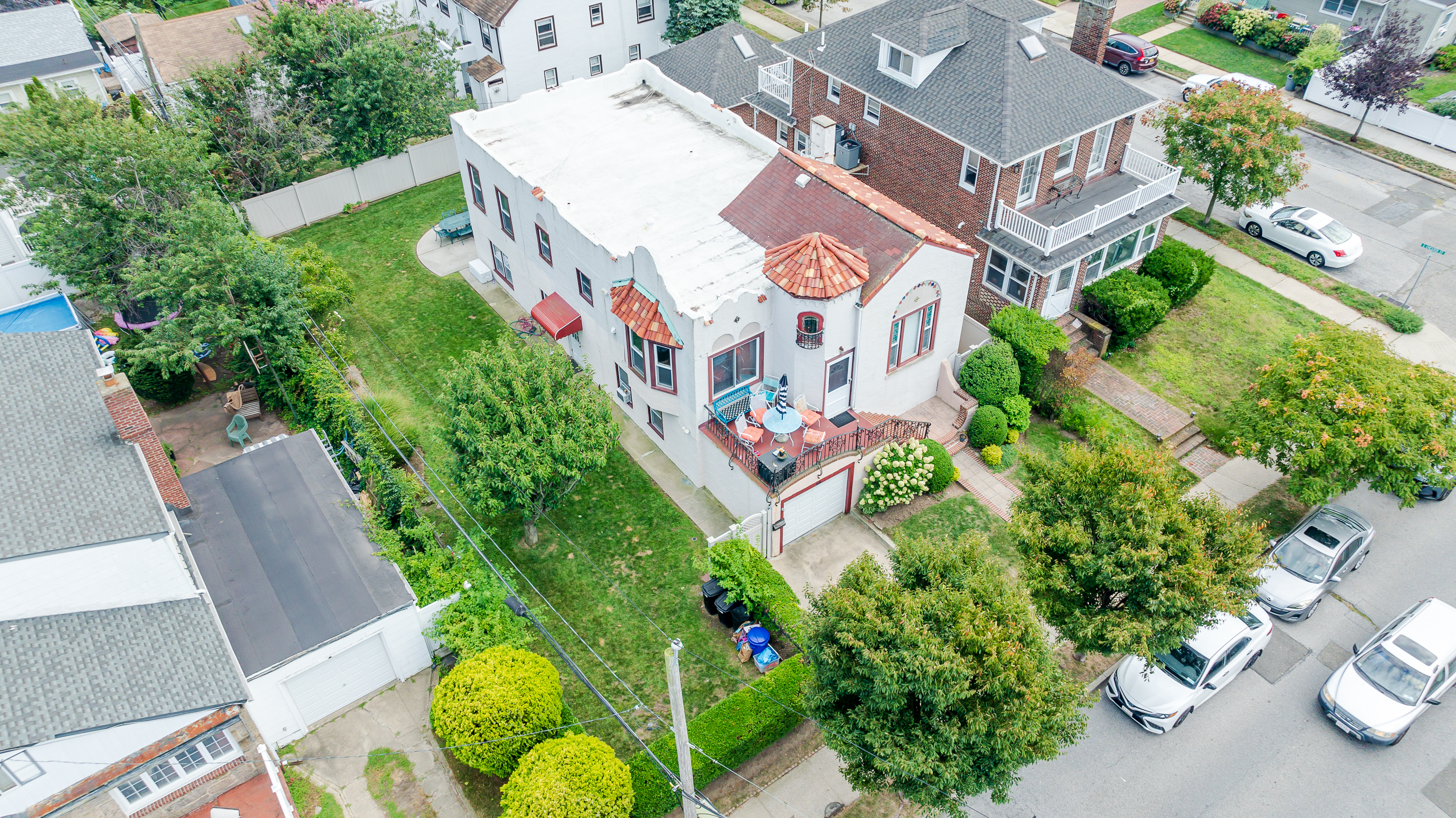 460 Monroe Boulevard 