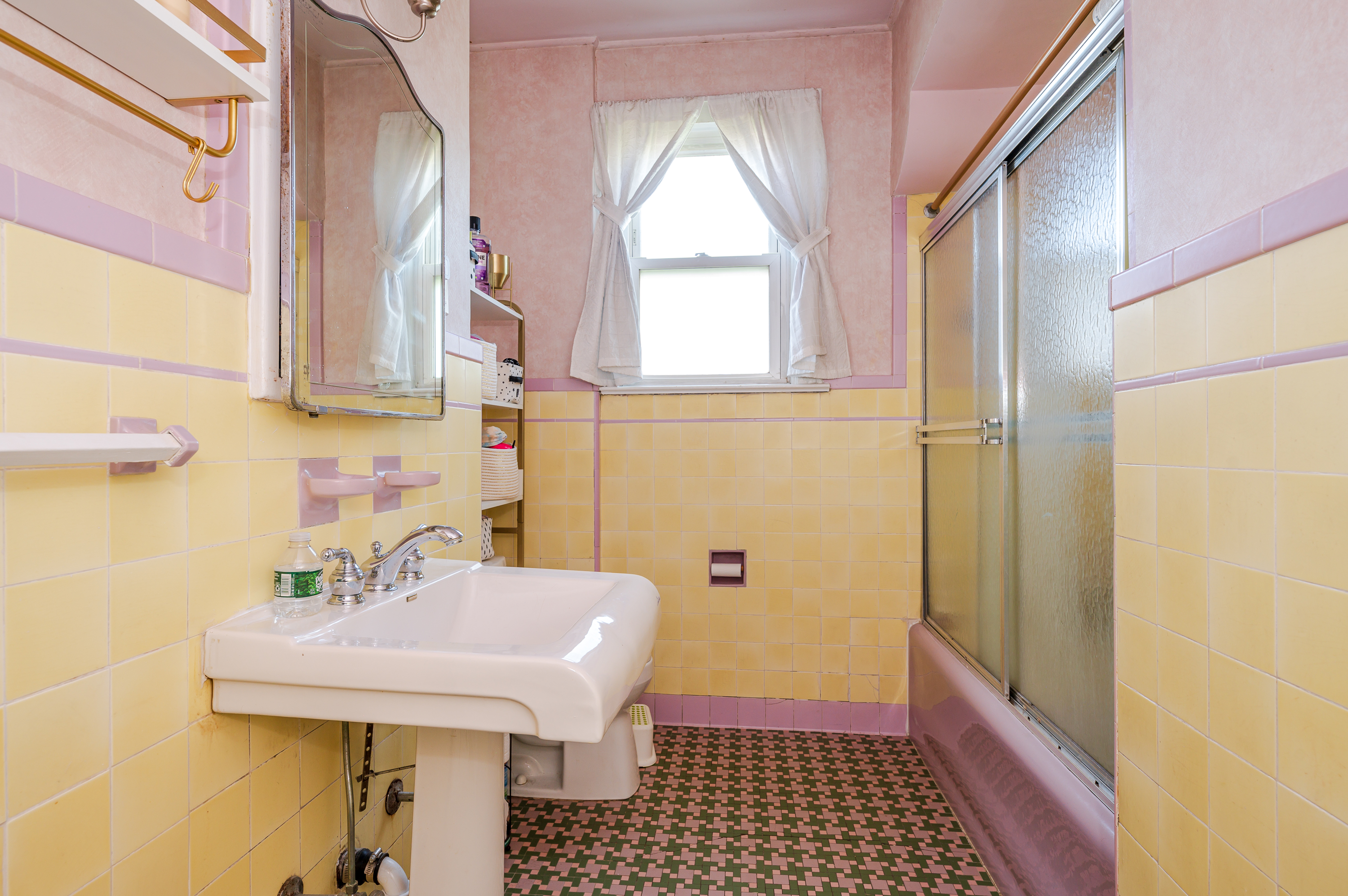 460 Monroe Boulevard 