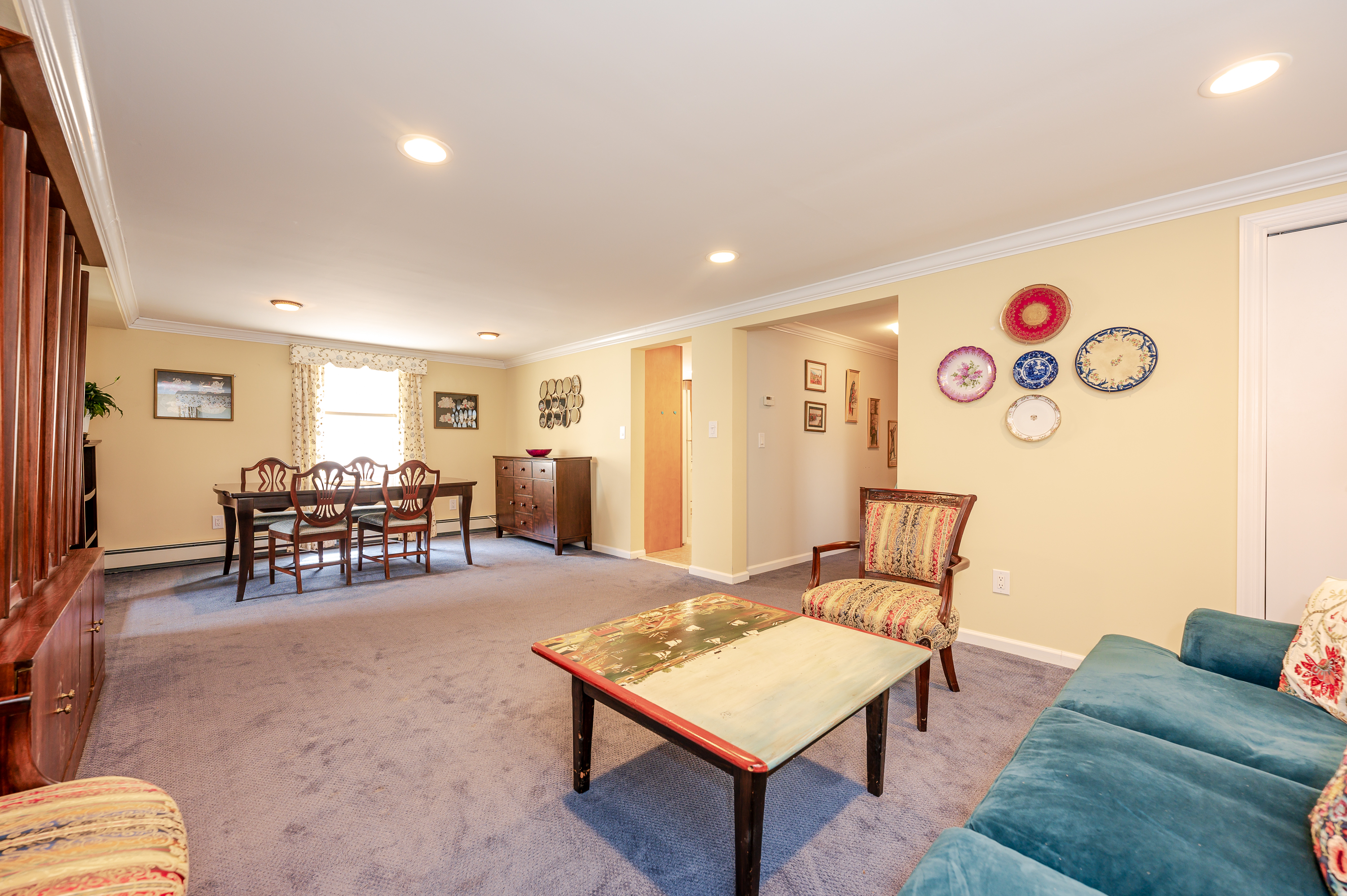 460 Monroe Boulevard 