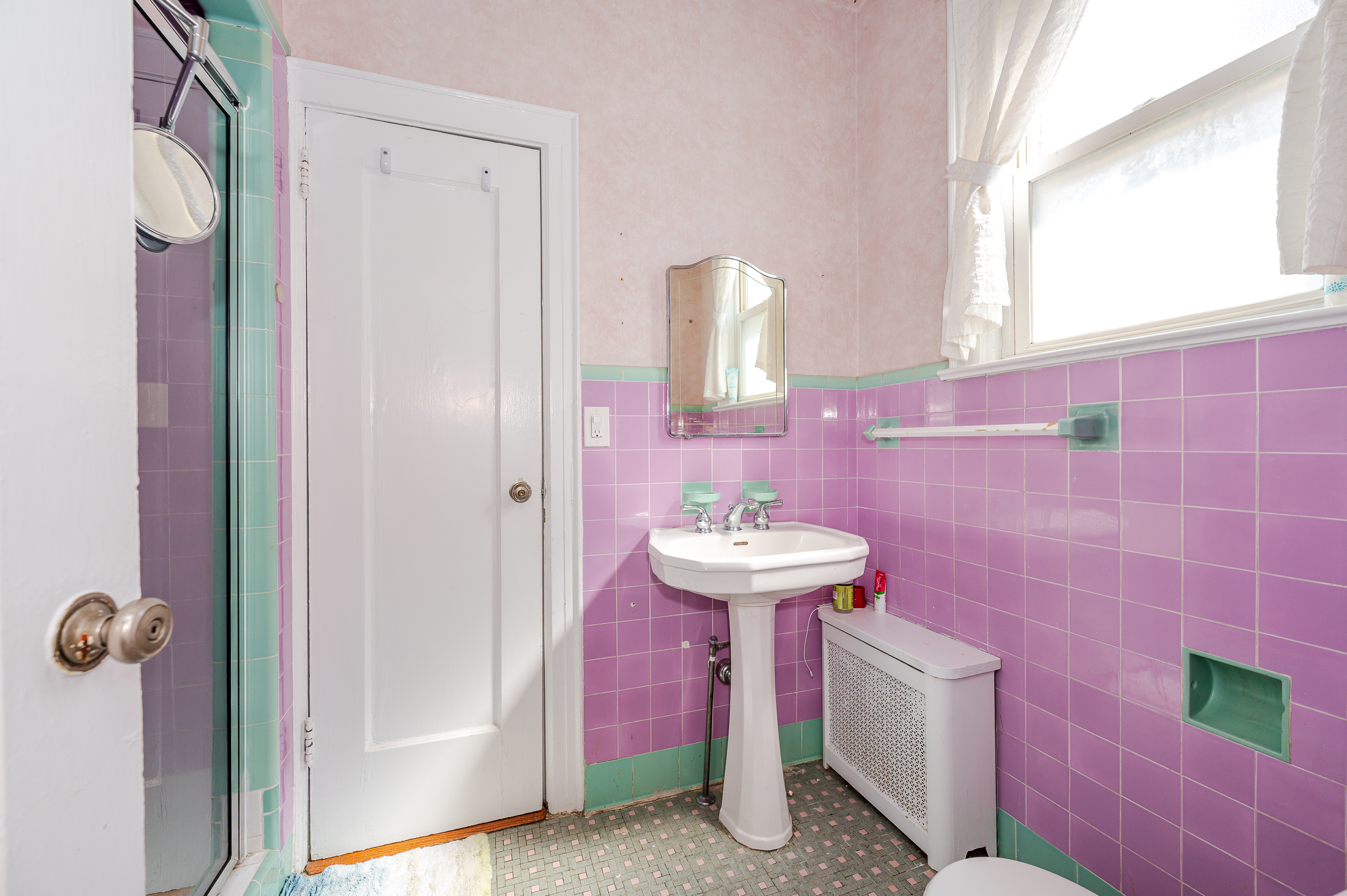 460 Monroe Boulevard 