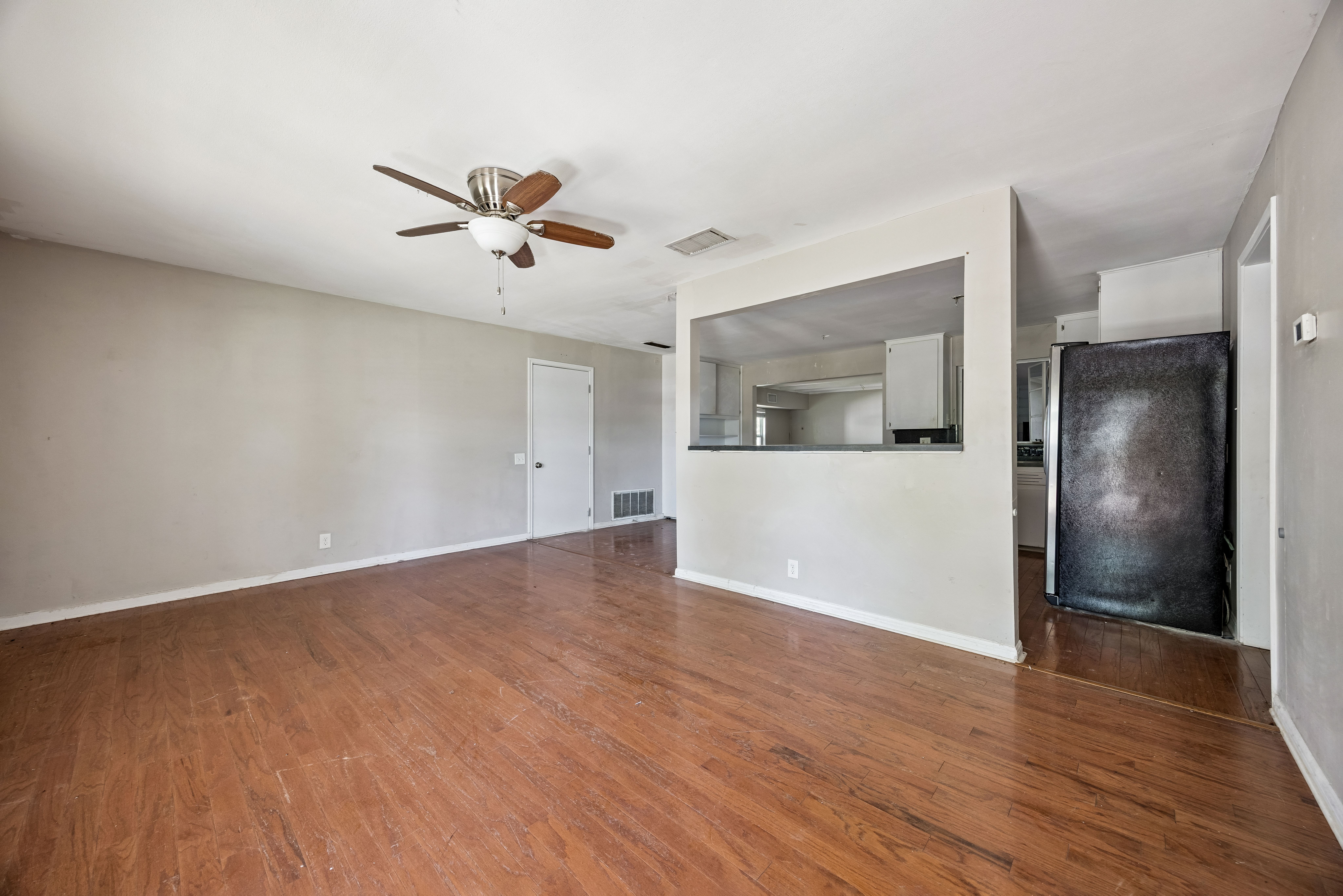 5112 Ravensdale Lane 