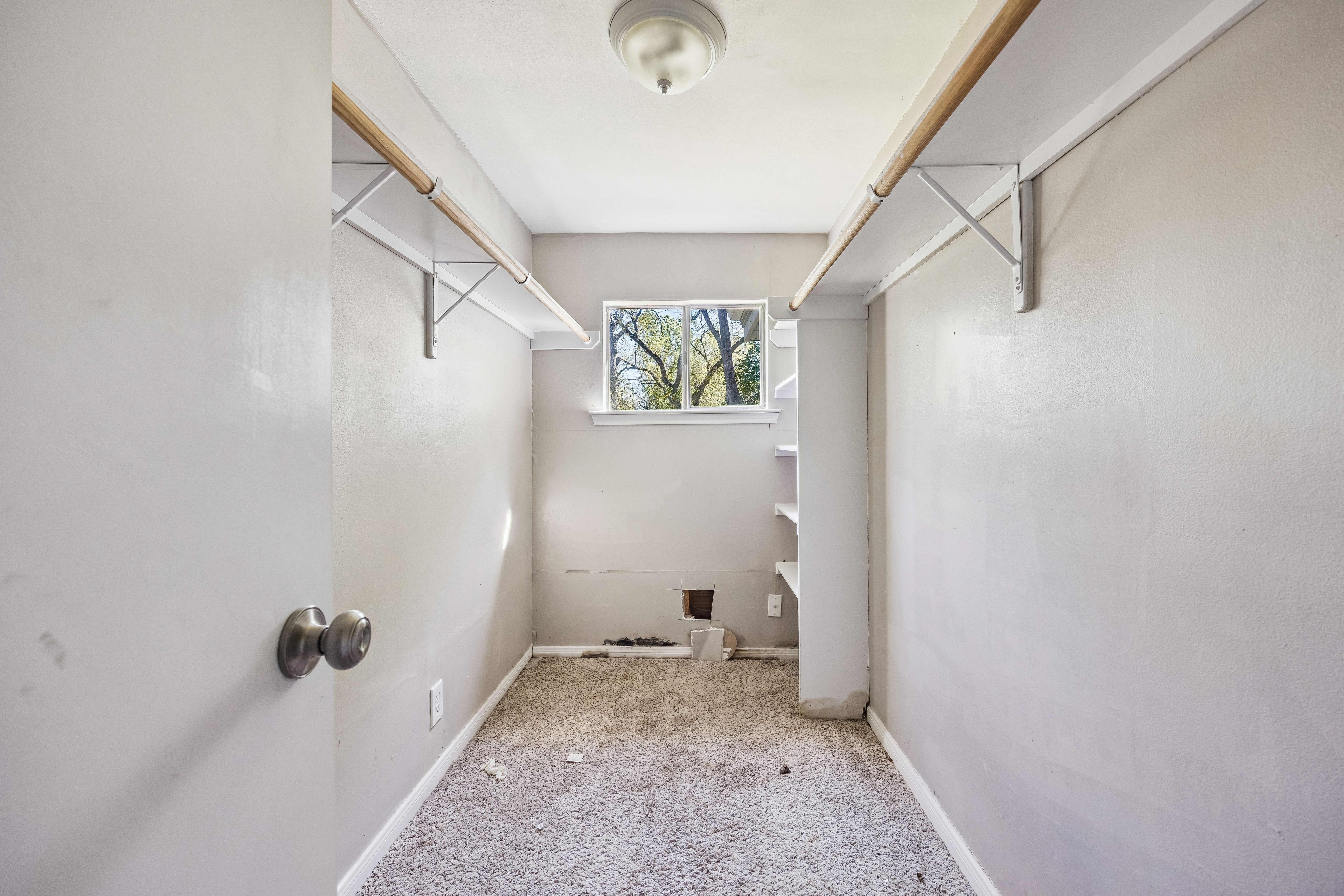 5112 Ravensdale Lane 