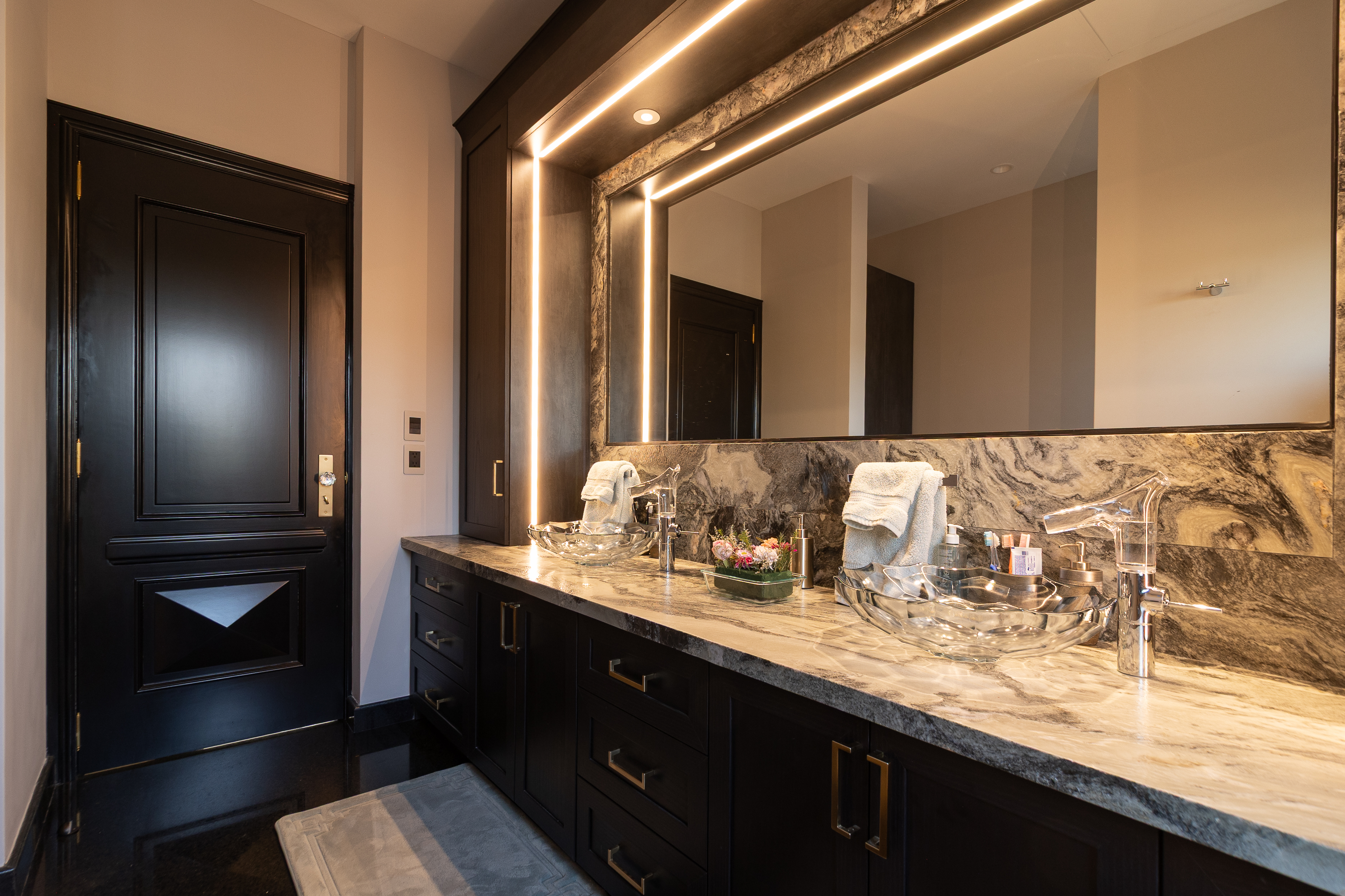 VILLA ELEGANZA El Campanario Residencial & Golf