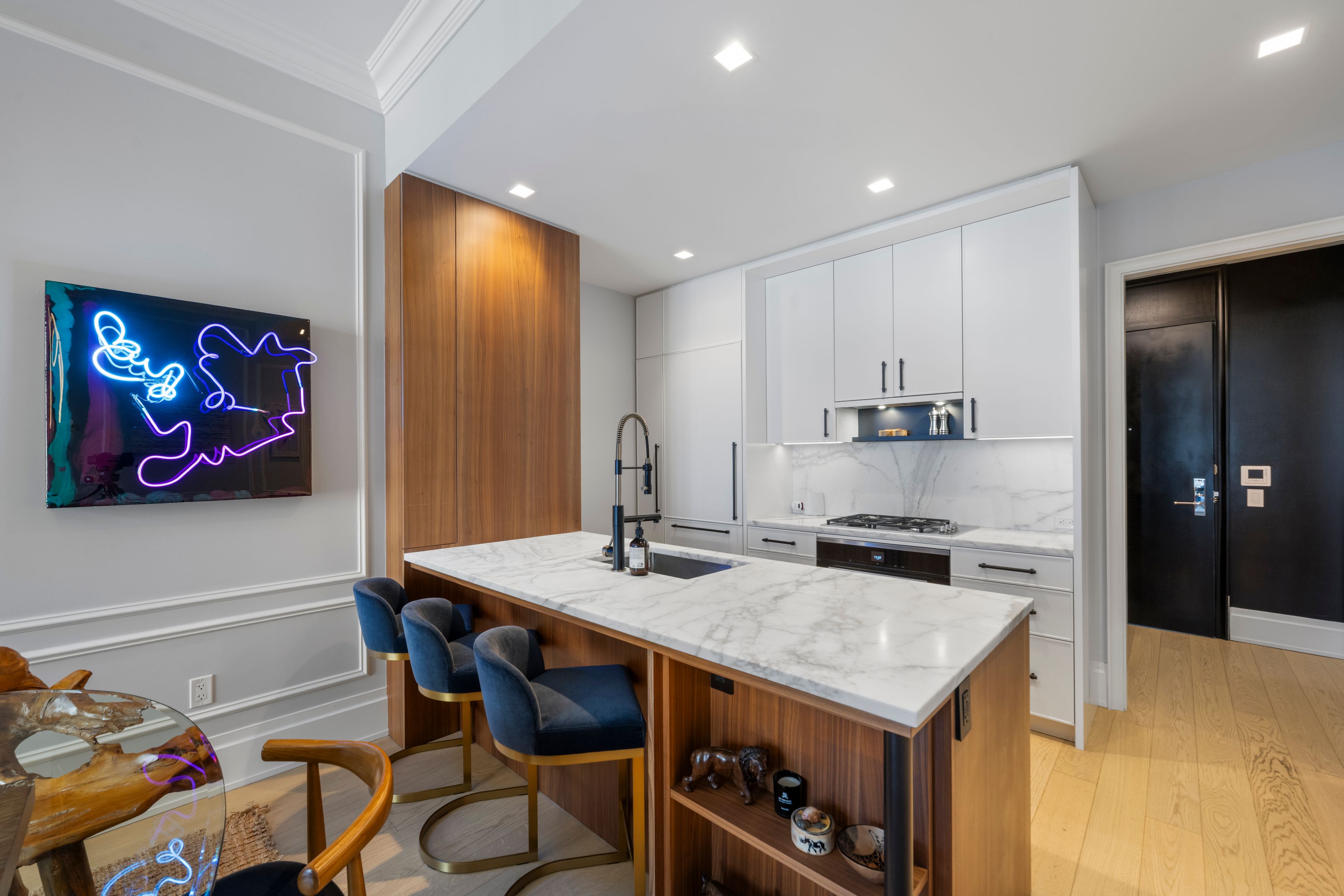 25 Park Row 7C