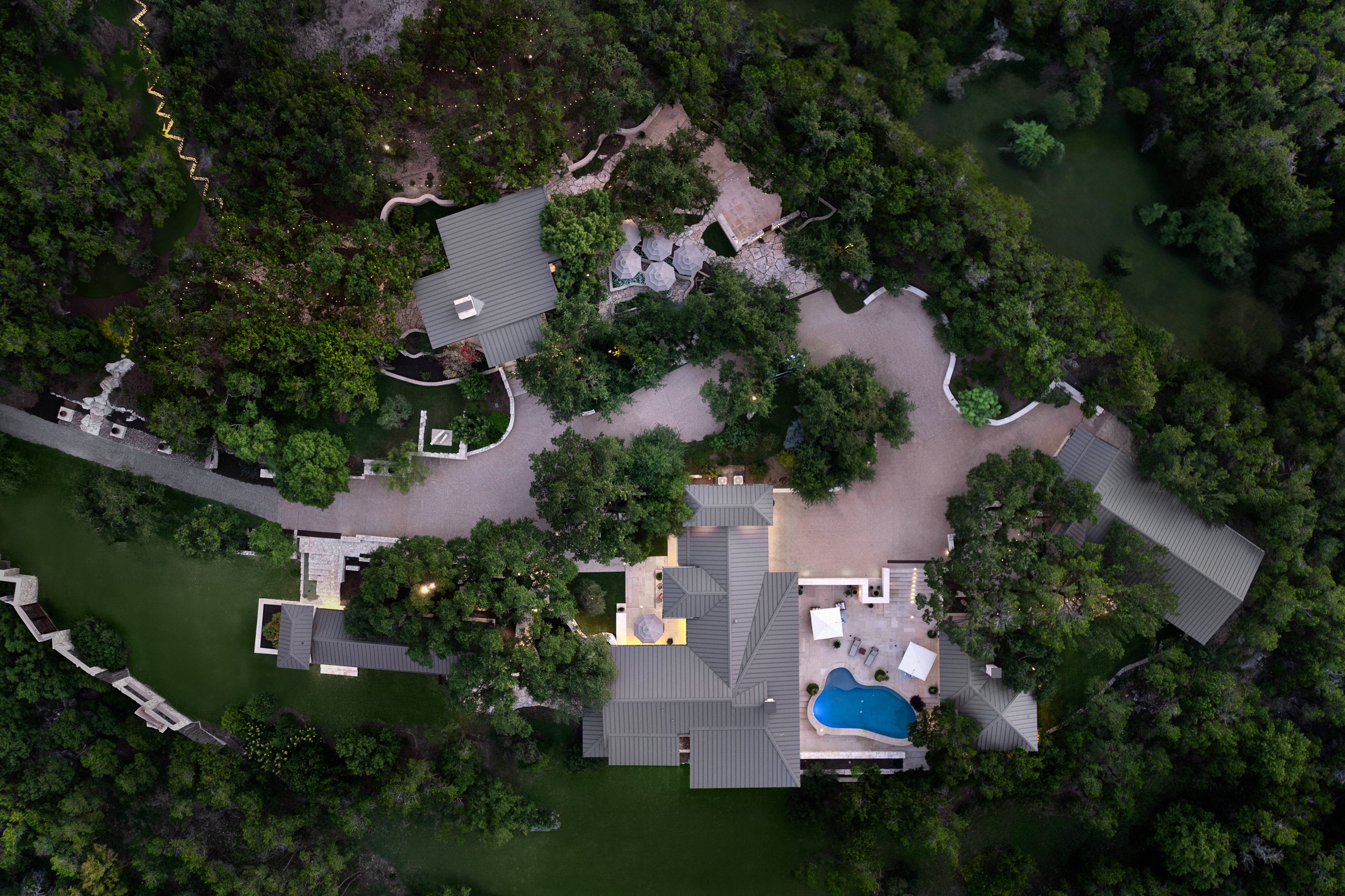 9102 North Madrone Trail 