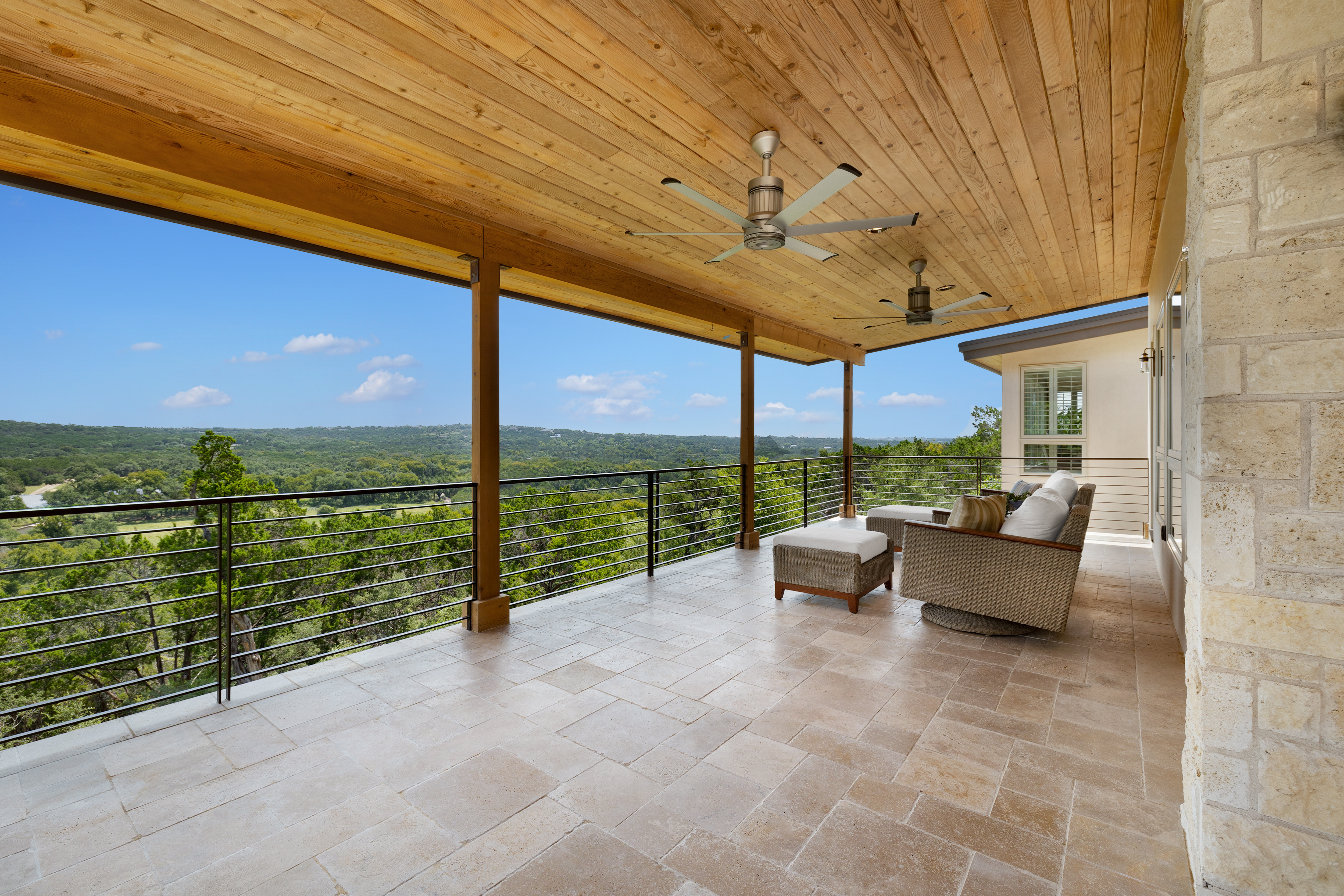 9102 North Madrone Trail 