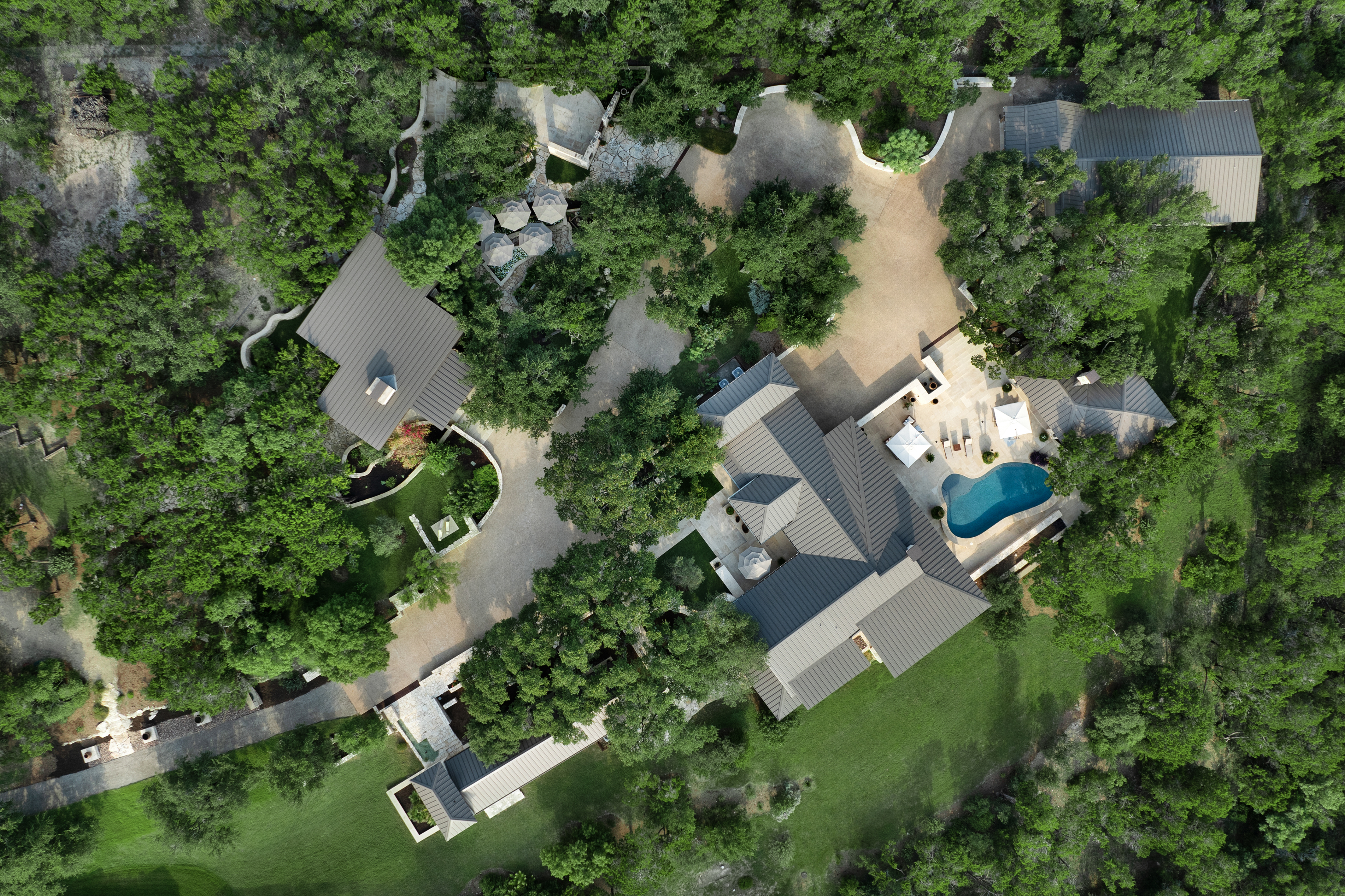 9102 North Madrone Trail 