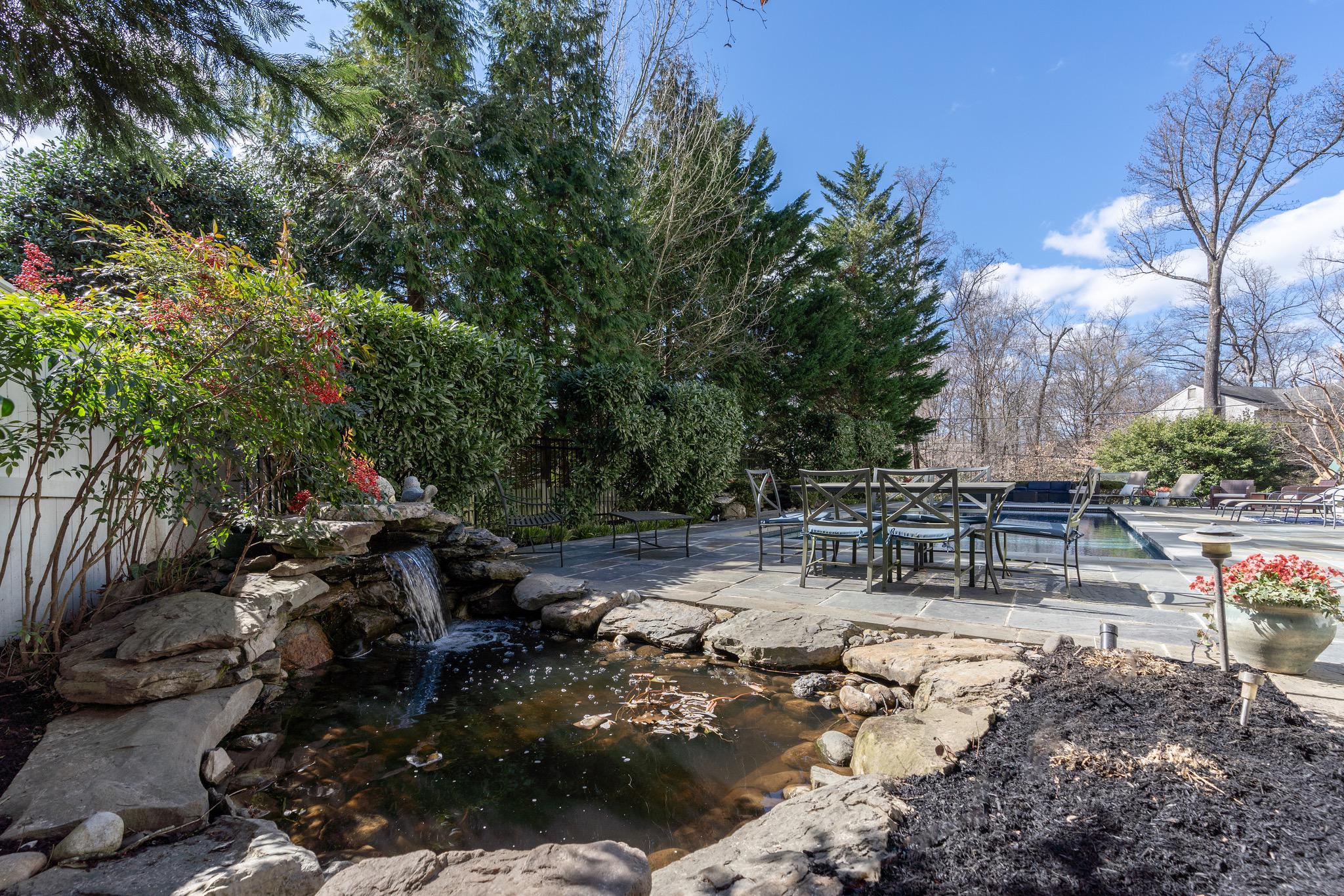 9200 Beech Hill Drive 