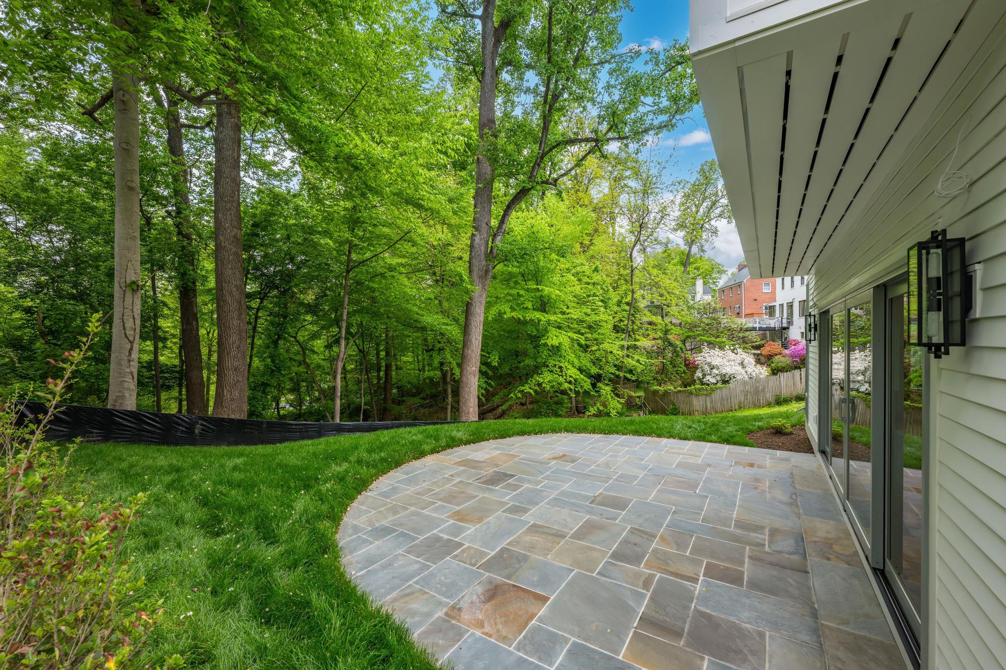 9622 Parkwood Drive