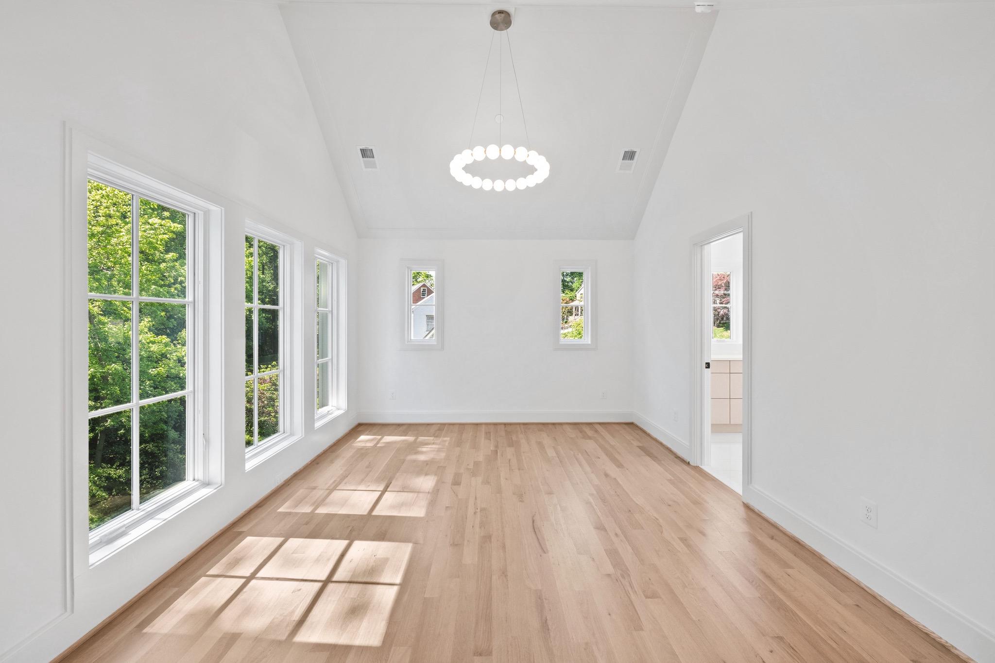 9622 Parkwood Drive