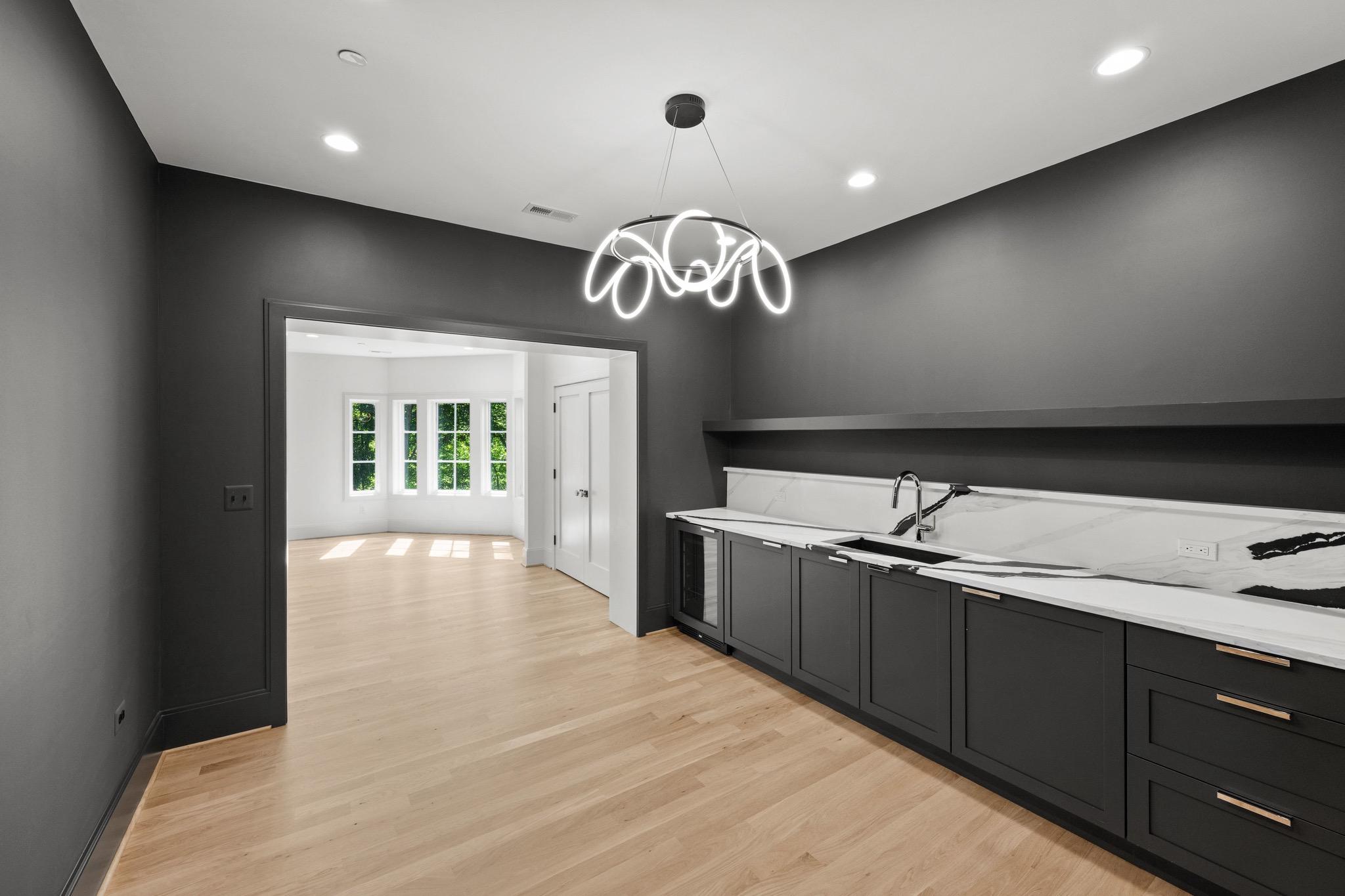 9622 Parkwood Drive
