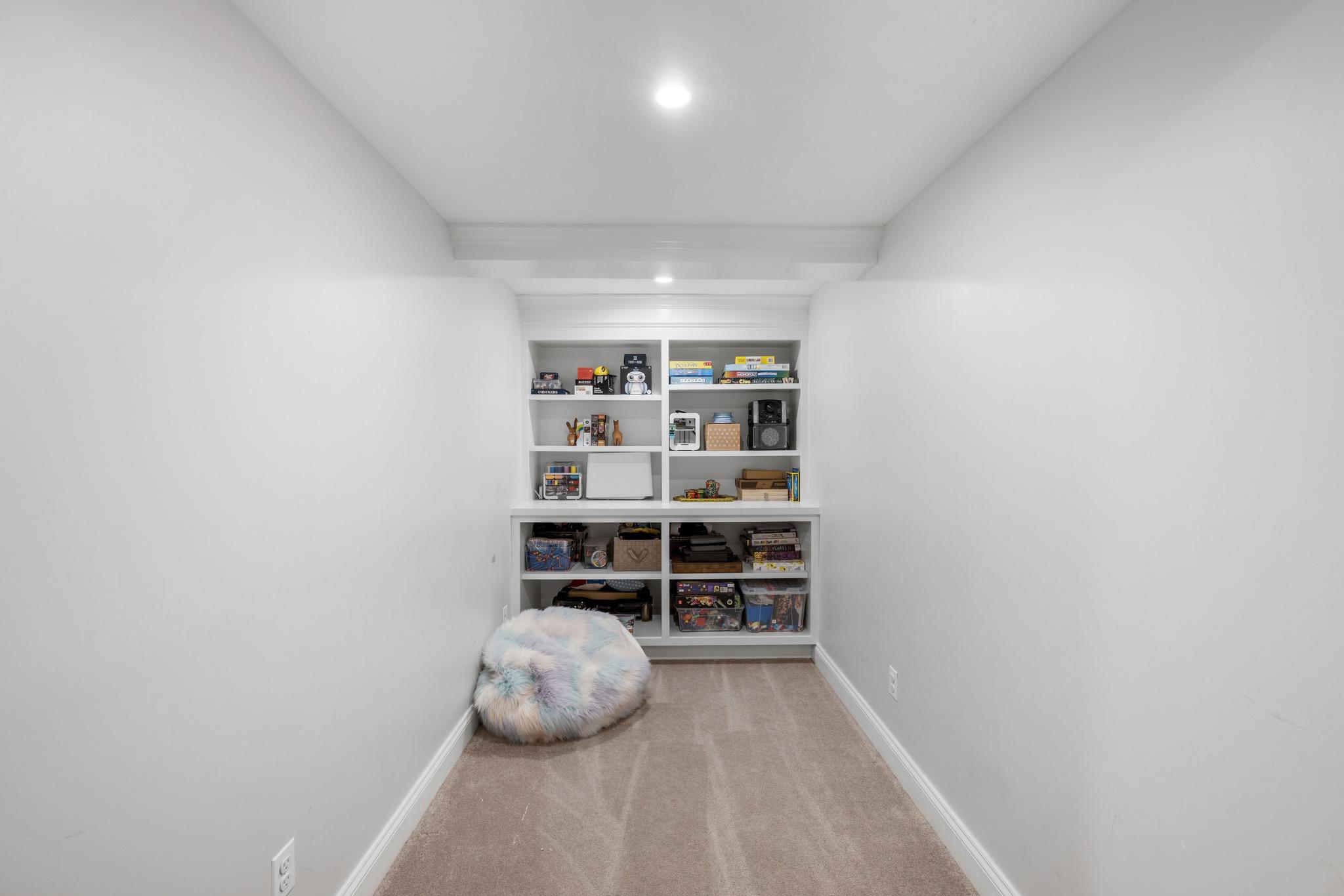 4400 Highland Avenue