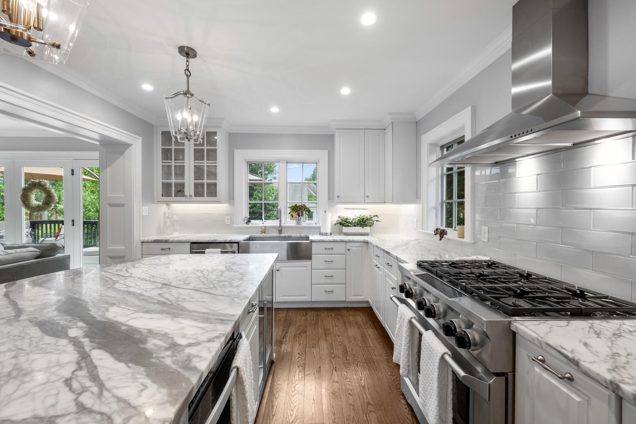 4400 Highland Avenue