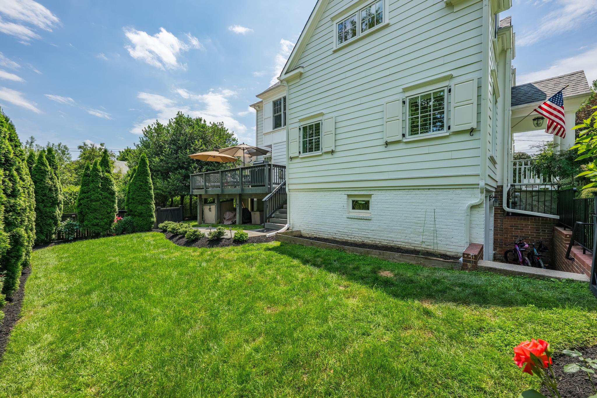 4400 Highland Avenue