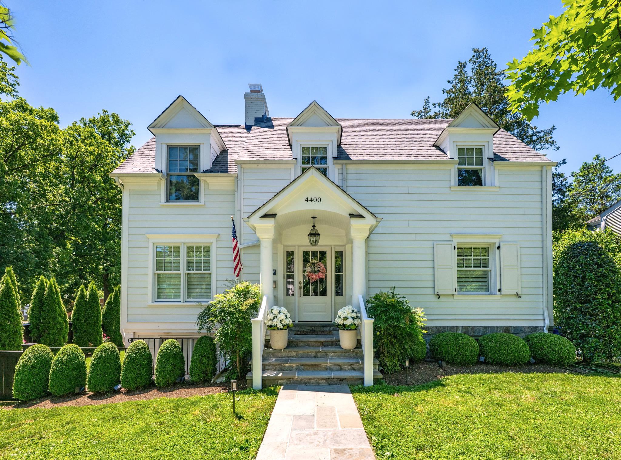 4400 Highland Avenue