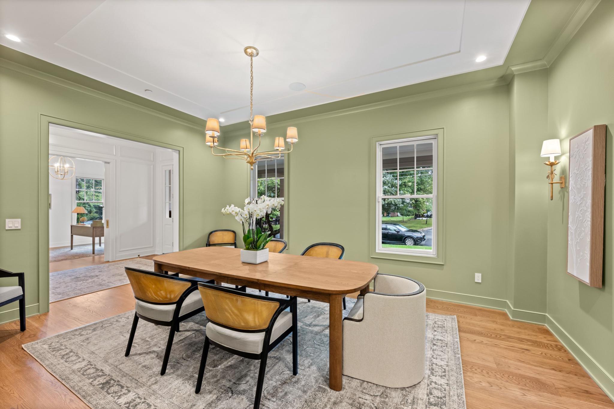 7608 Leesburg Drive
