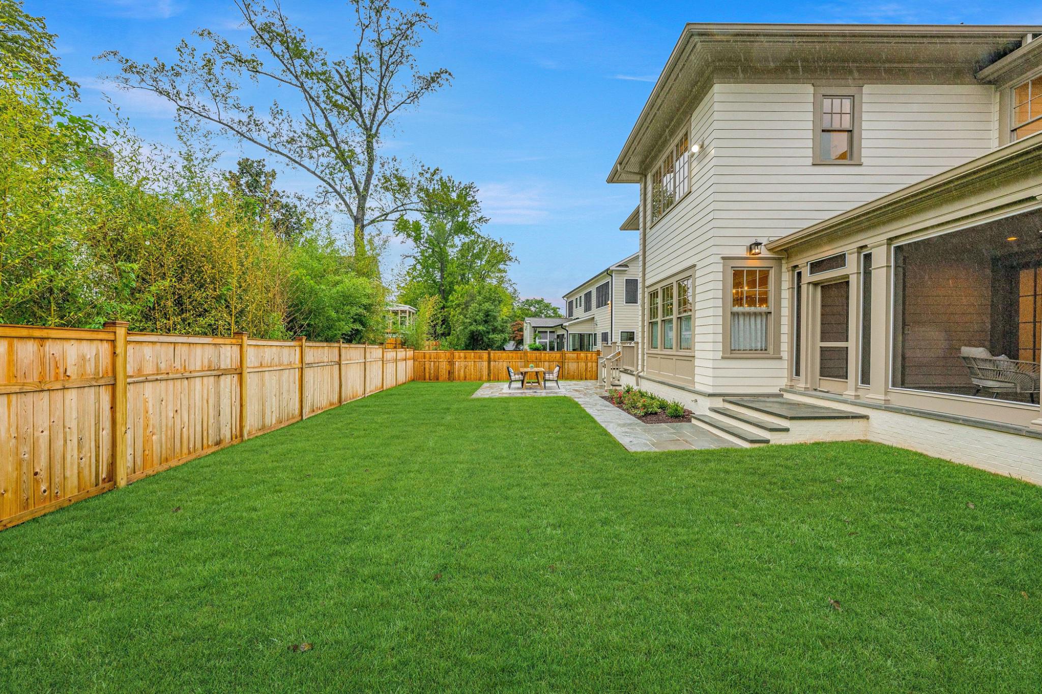 7608 Leesburg Drive