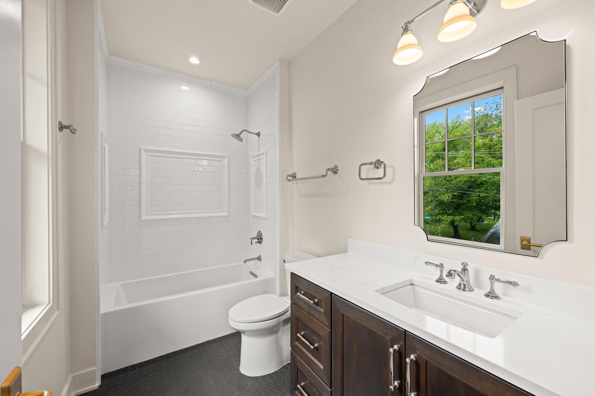 7608 Leesburg Drive
