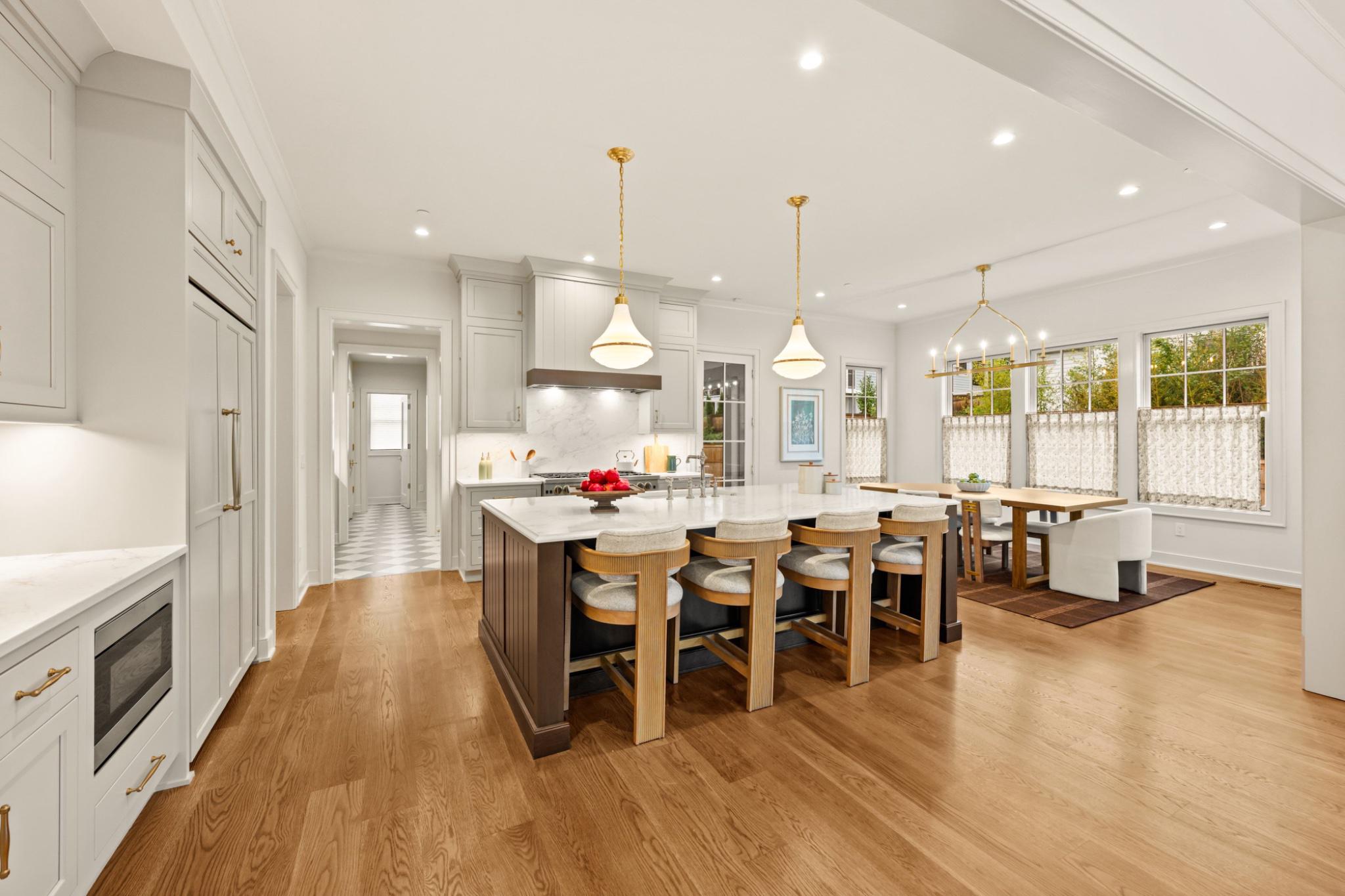 7608 Leesburg Drive