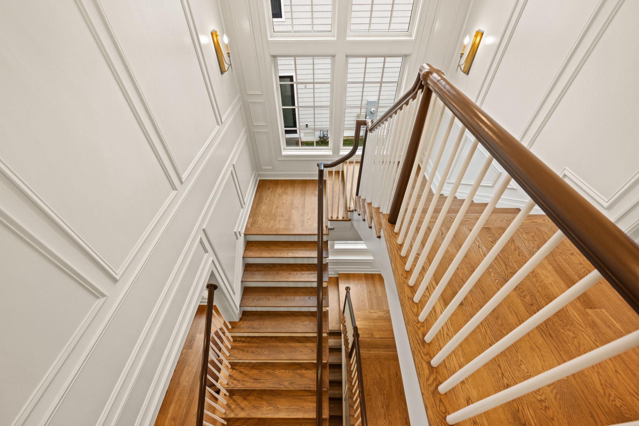 7608 Leesburg Drive