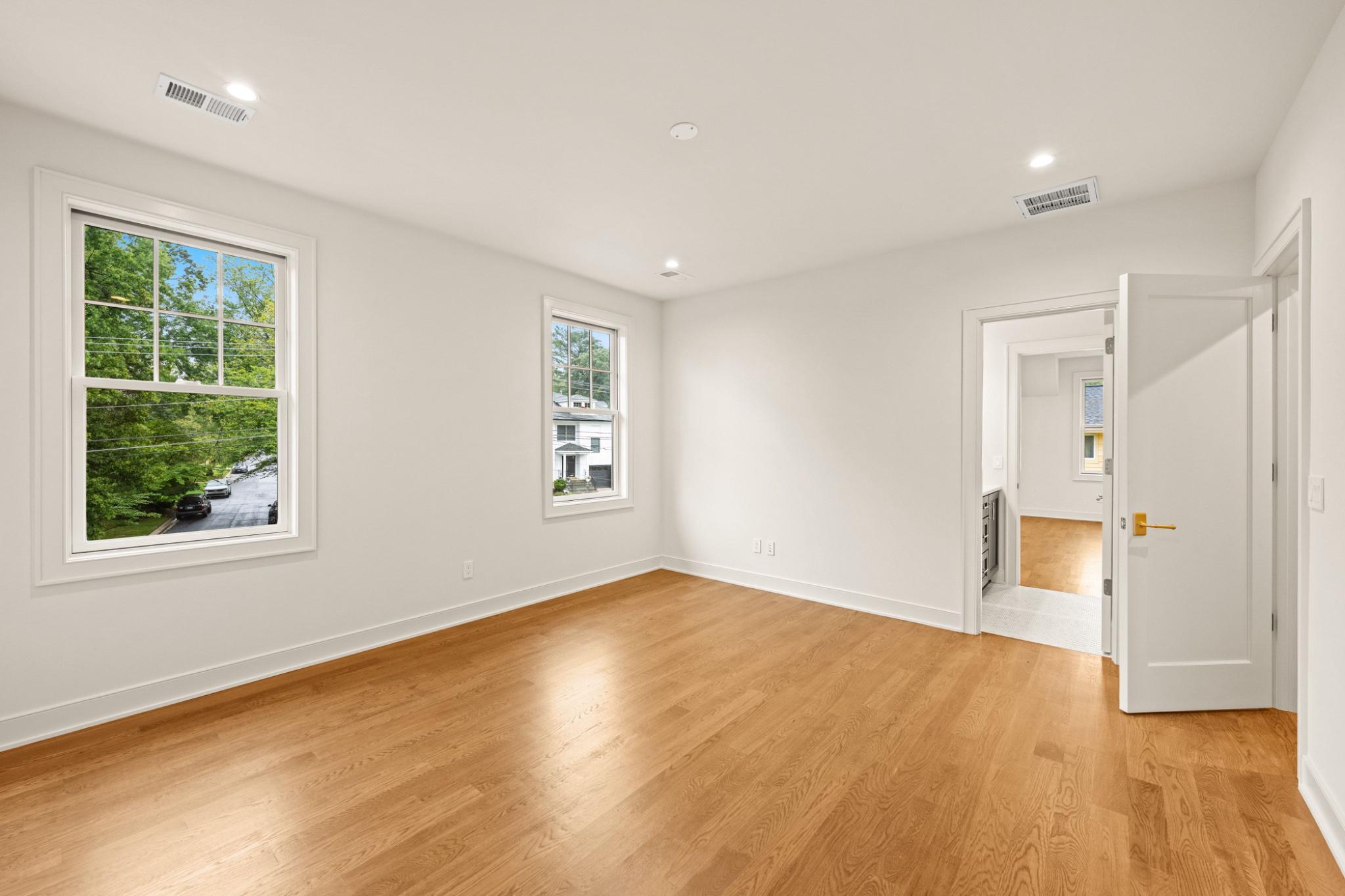 7608 Leesburg Drive