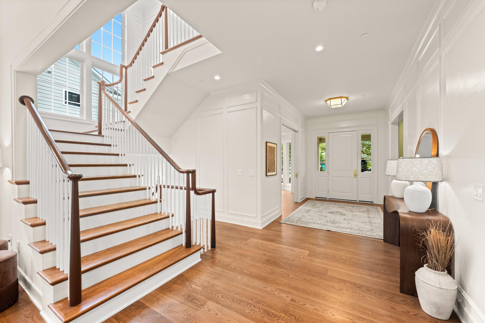 7608 Leesburg Drive
