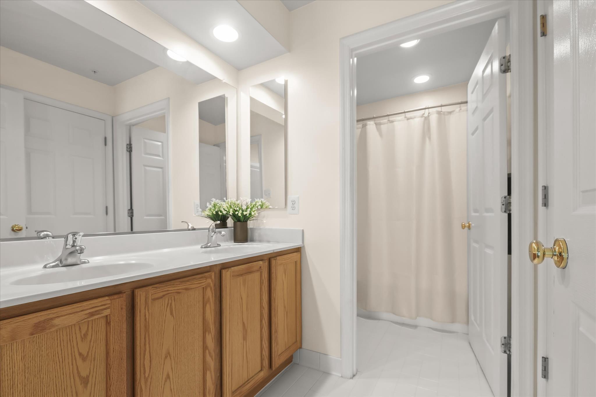 14903 Ridge Farm Court 
