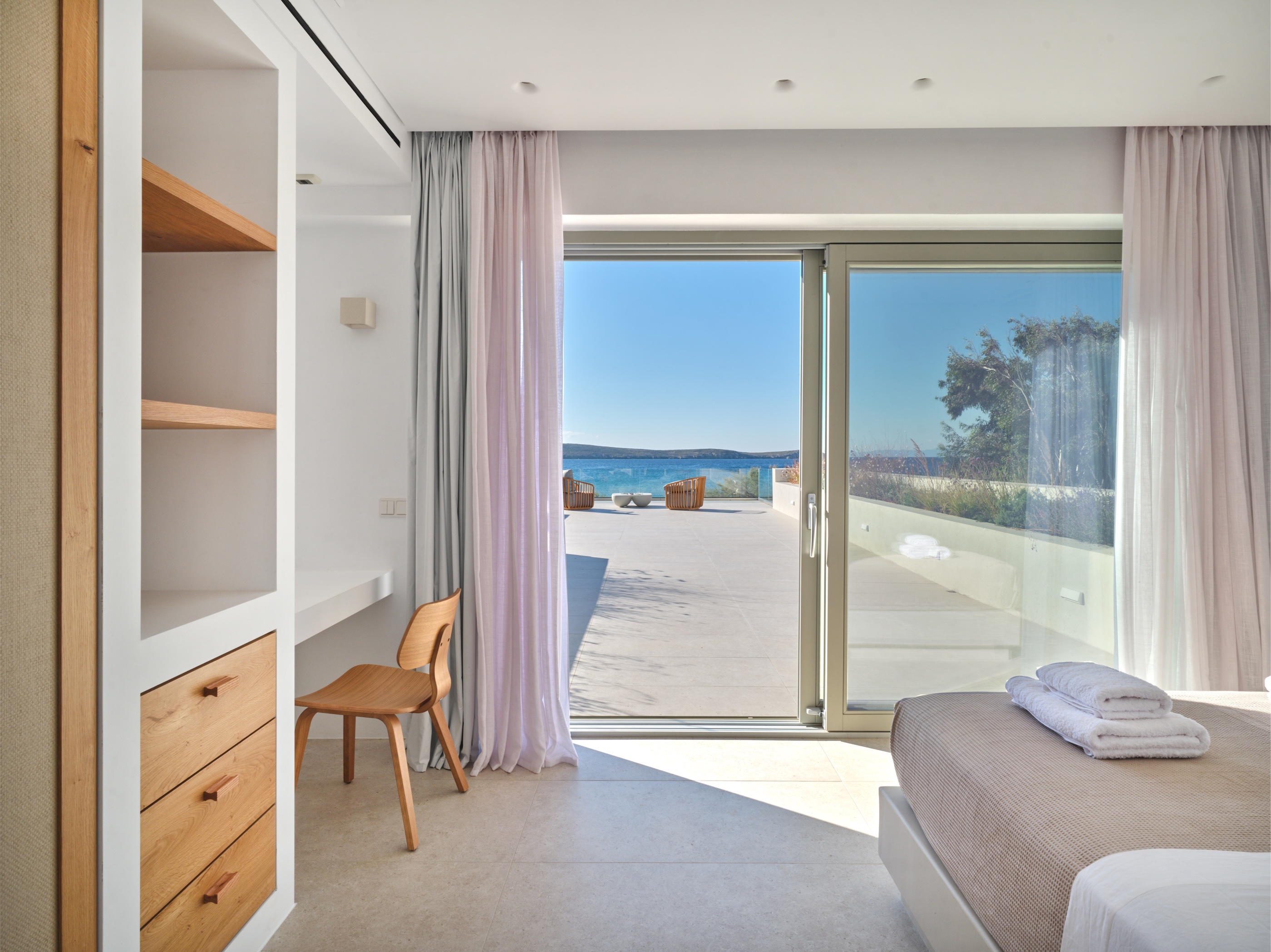 Paros Noema