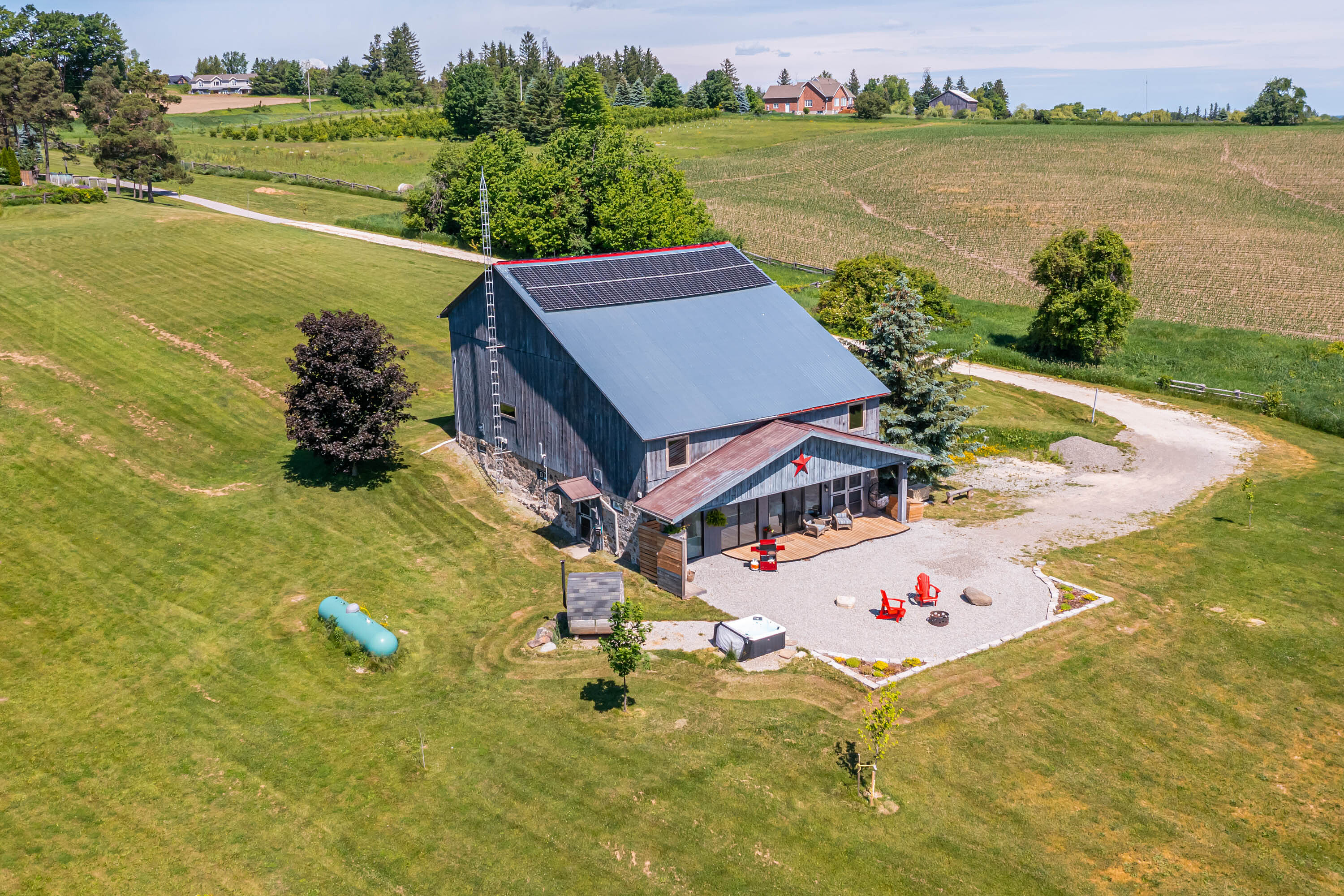 995611 Mono-Adjala Townline, Rosemont
