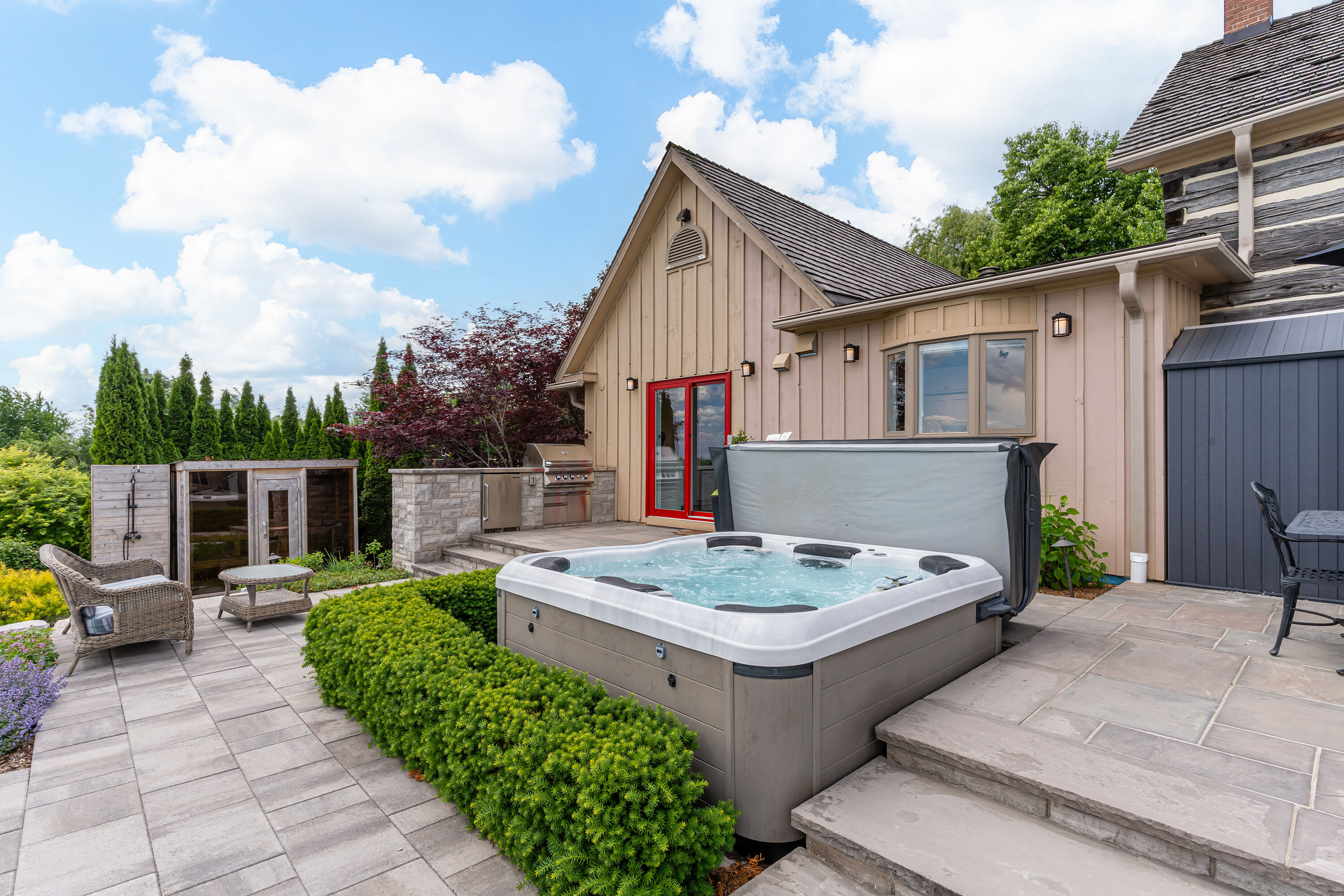 995611 Mono-Adjala Townline, Rosemont