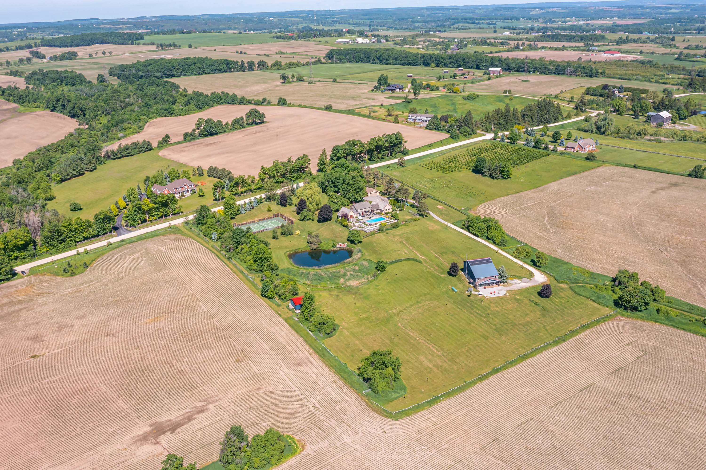 995611 Mono-Adjala Townline, Rosemont
